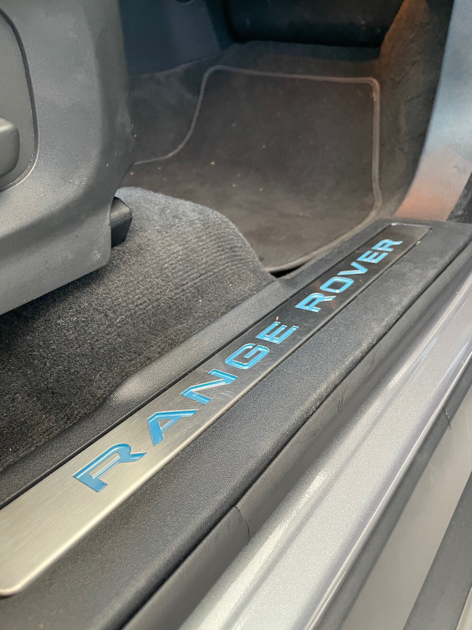 LAND ROVER Range Rover Evoque 2.0 Si4 Dynamic-image-14