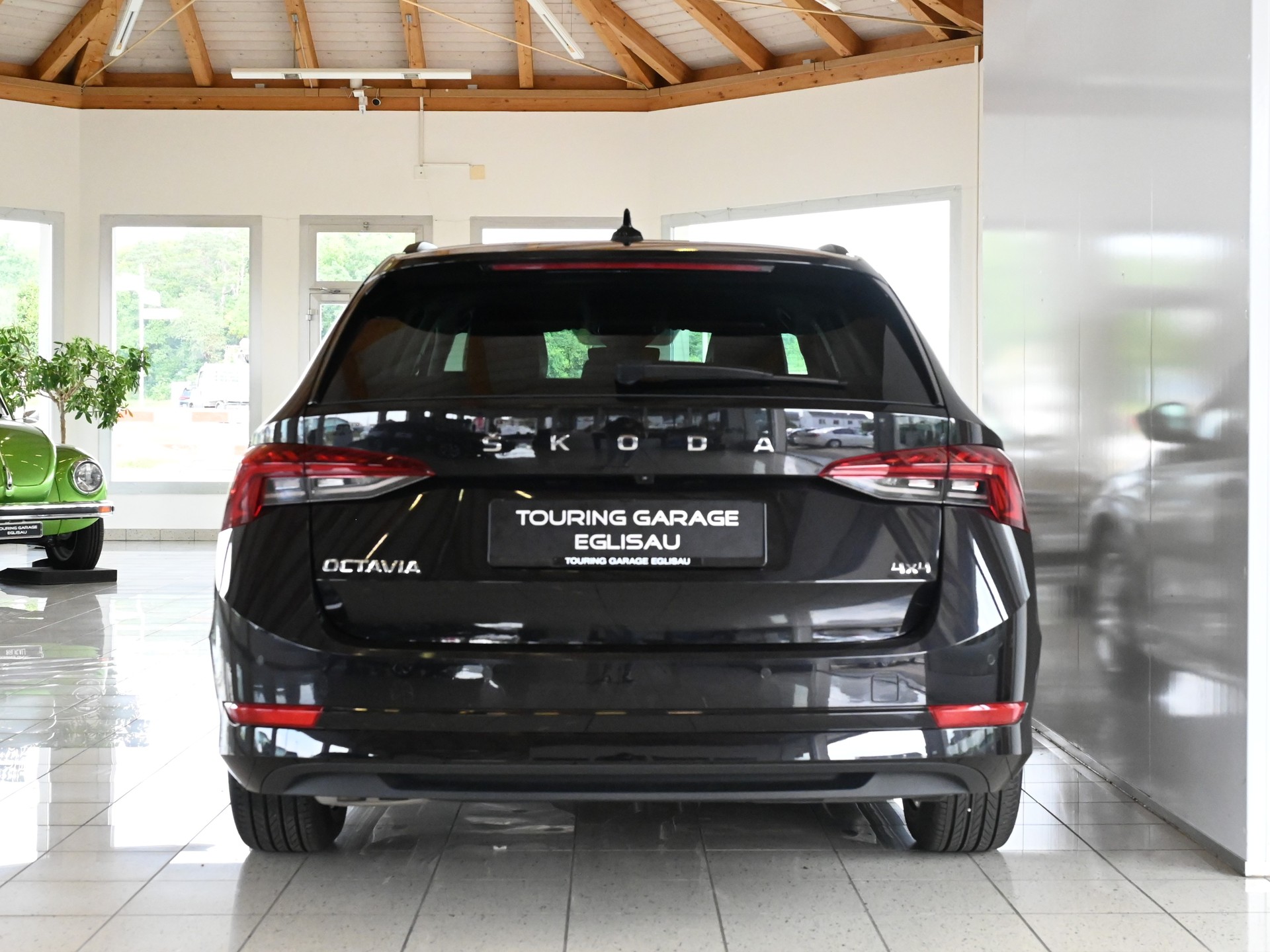 SKODA Octavia Combi 2.0 TDI Ambition 4x4 DSG-image-7
