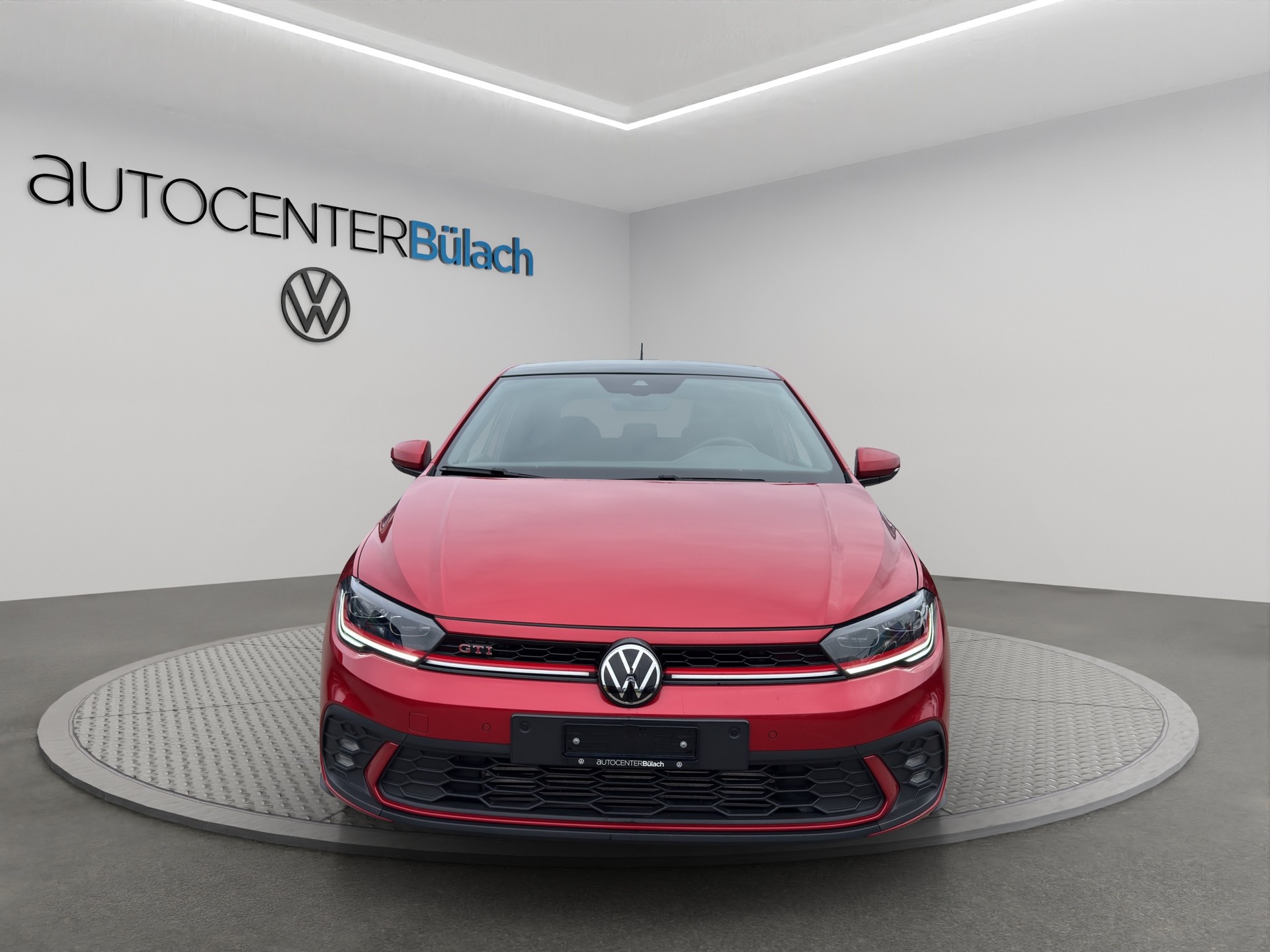 VW Polo 2.0 TSI GTI DSG-image-1