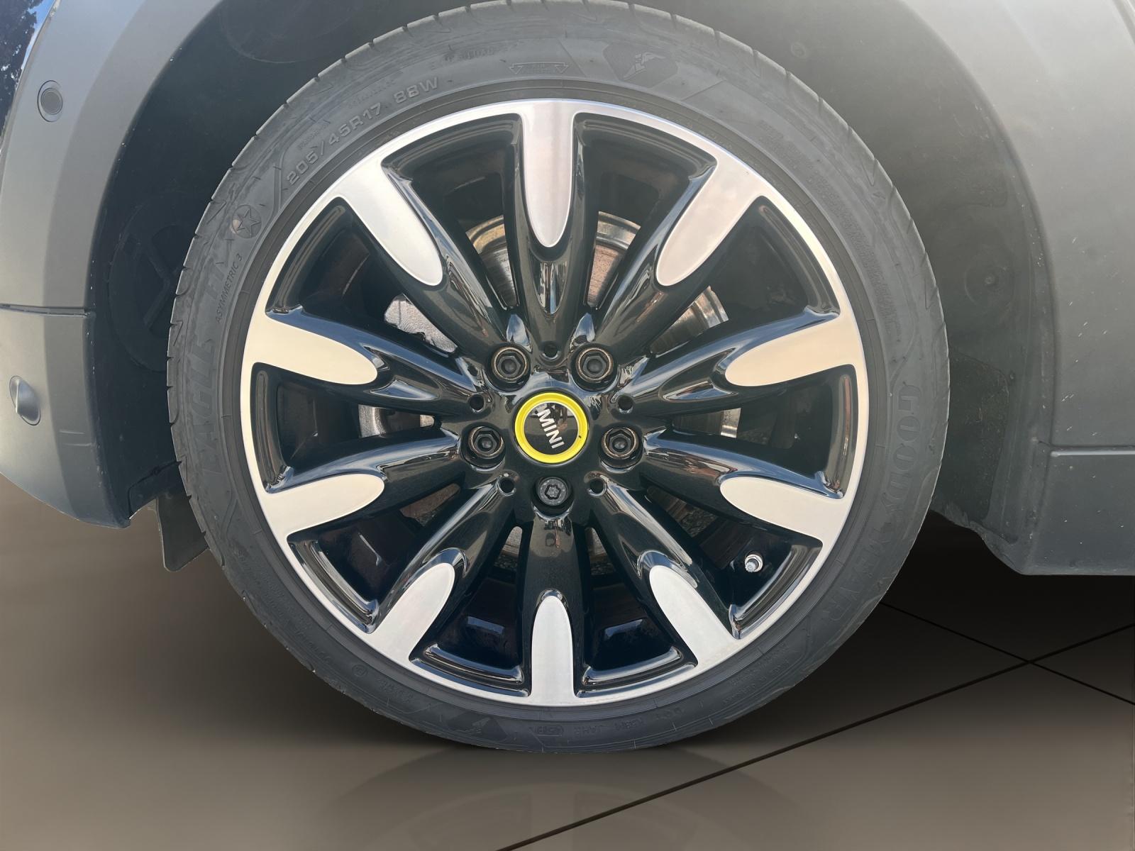 MINI Cooper SE (CH)-image-9