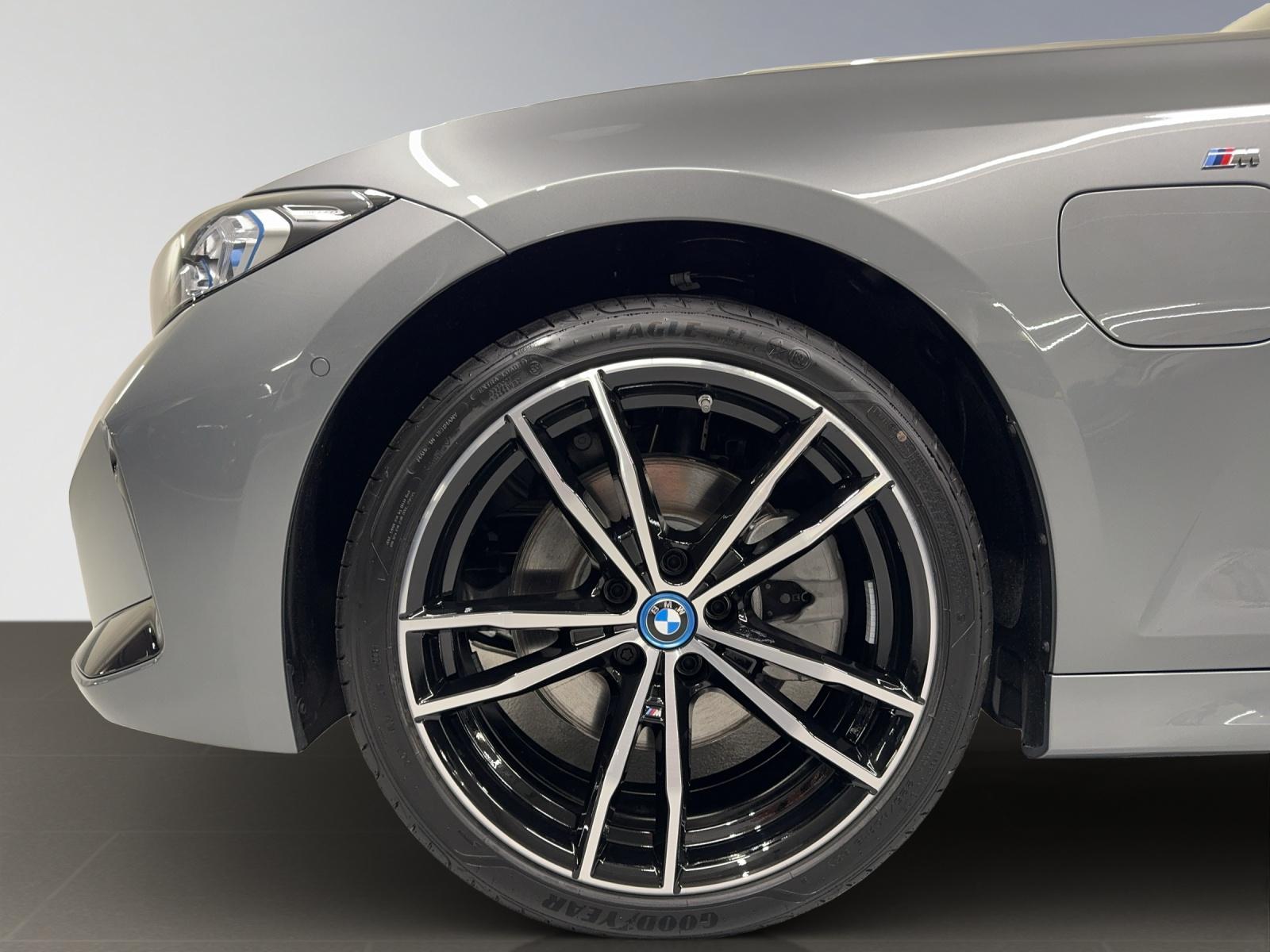 BMW 330e xDrive Limousine M Sport-image-8