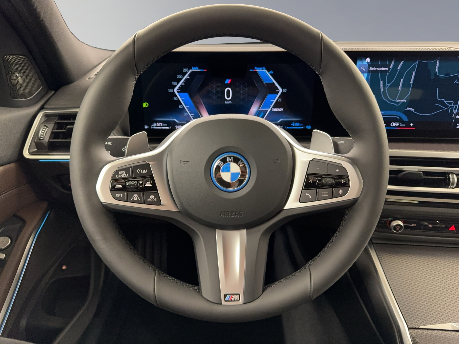 BMW 330e xDrive M Sport-image-14