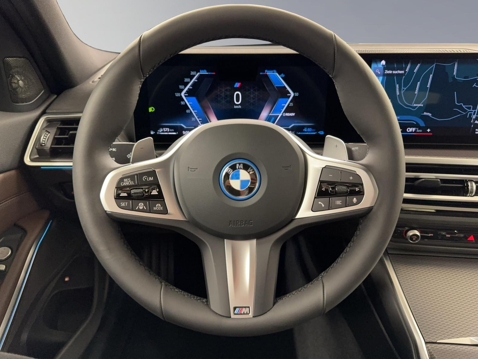 BMW 330e xDrive Limousine M Sport-image-13