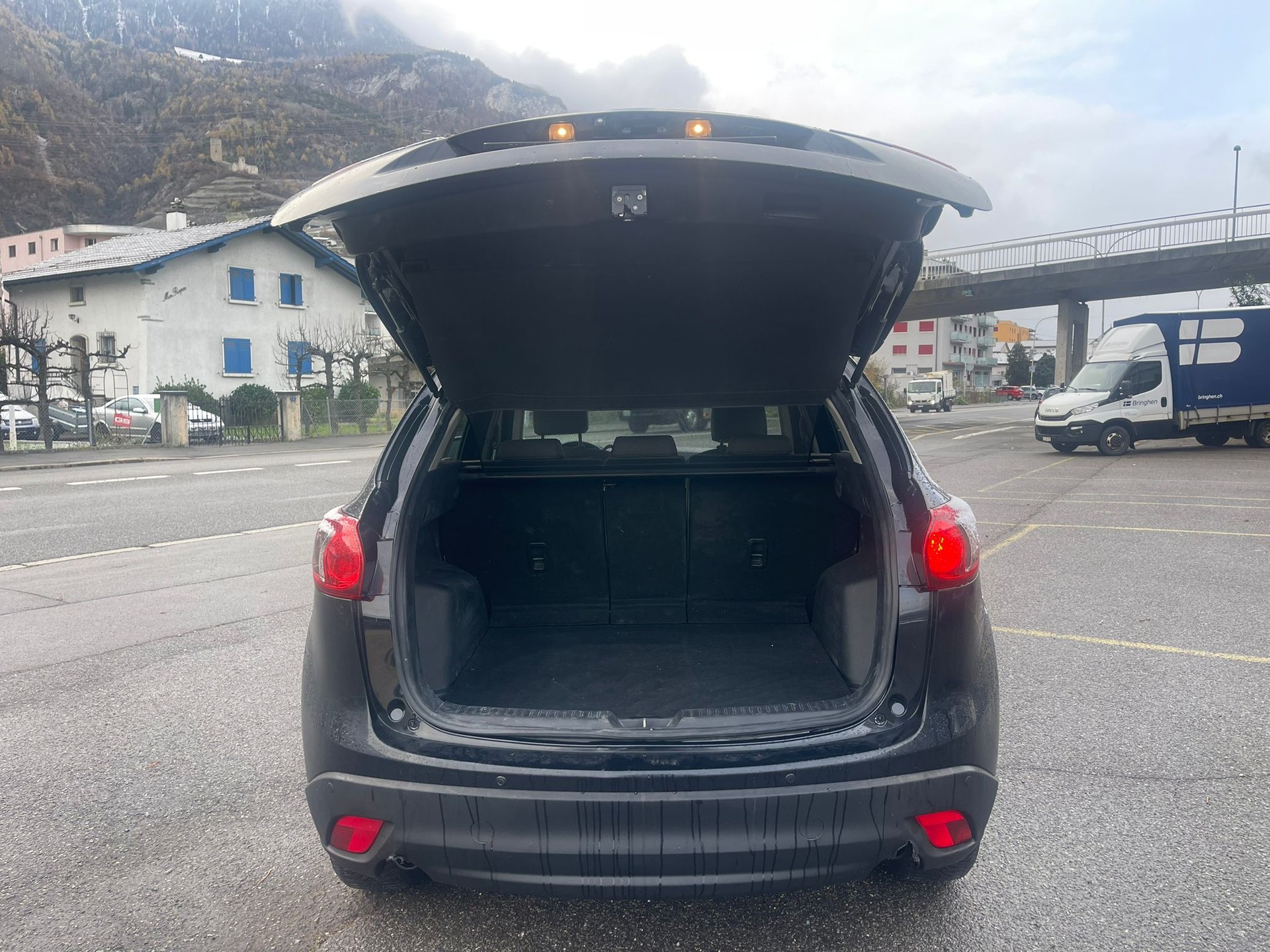 MAZDA CX-5 2.2 D HP Revolution AWD Automatic-image-9