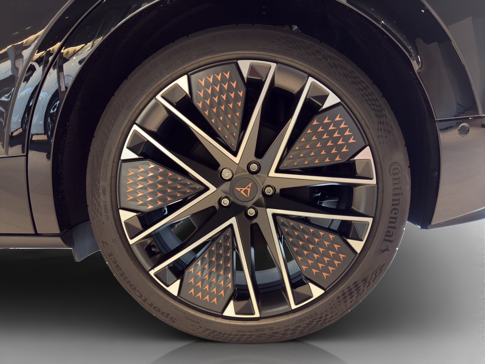 CUPRA Tavascan Type 10 77 kWh Extreme-image-13