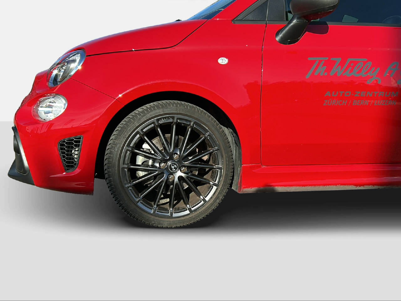 FIAT 500 Abarth-image-13