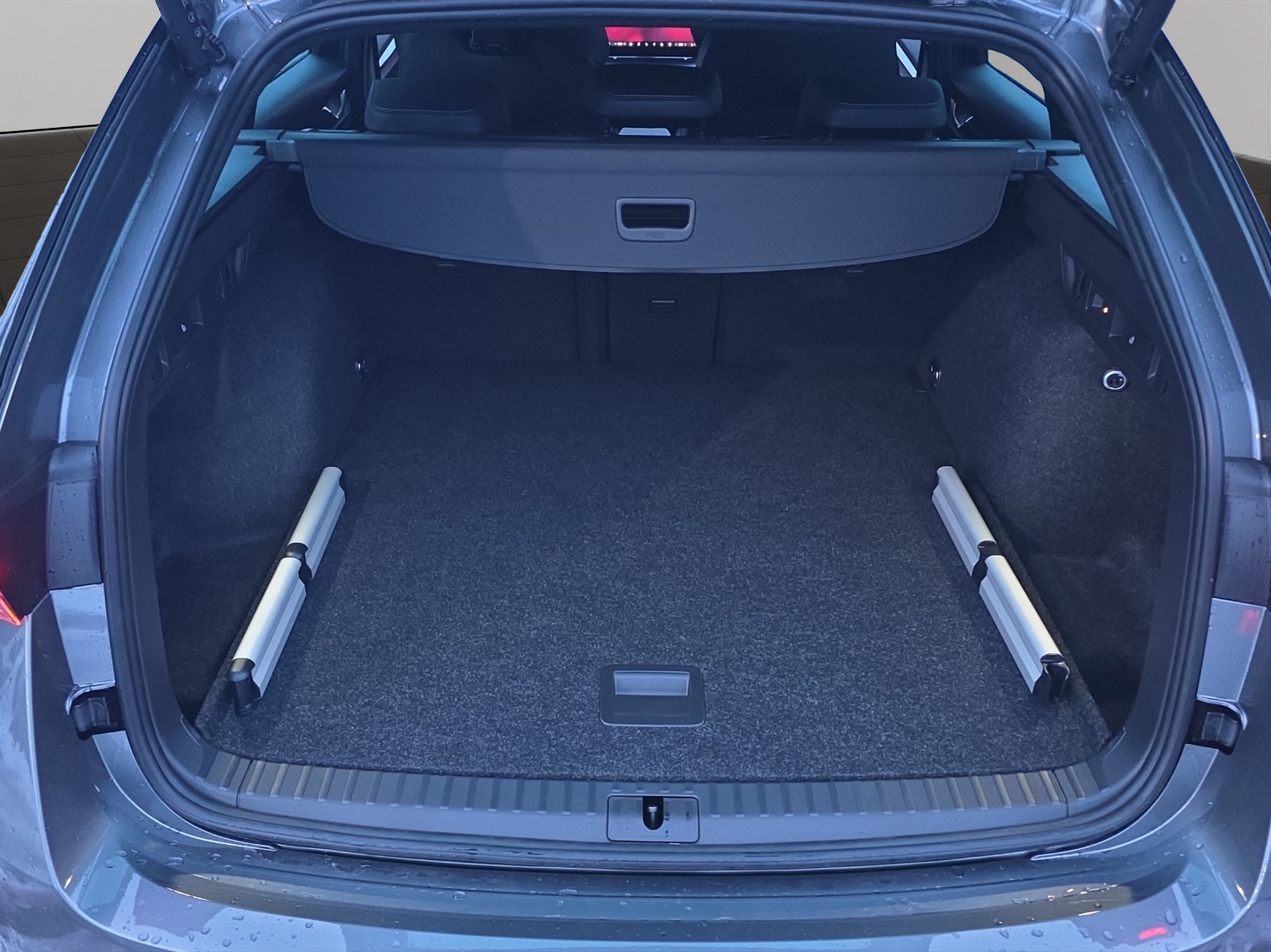 SKODA Octavia Combi 1.5 TSI mHEV DSG Sport Line-image-5