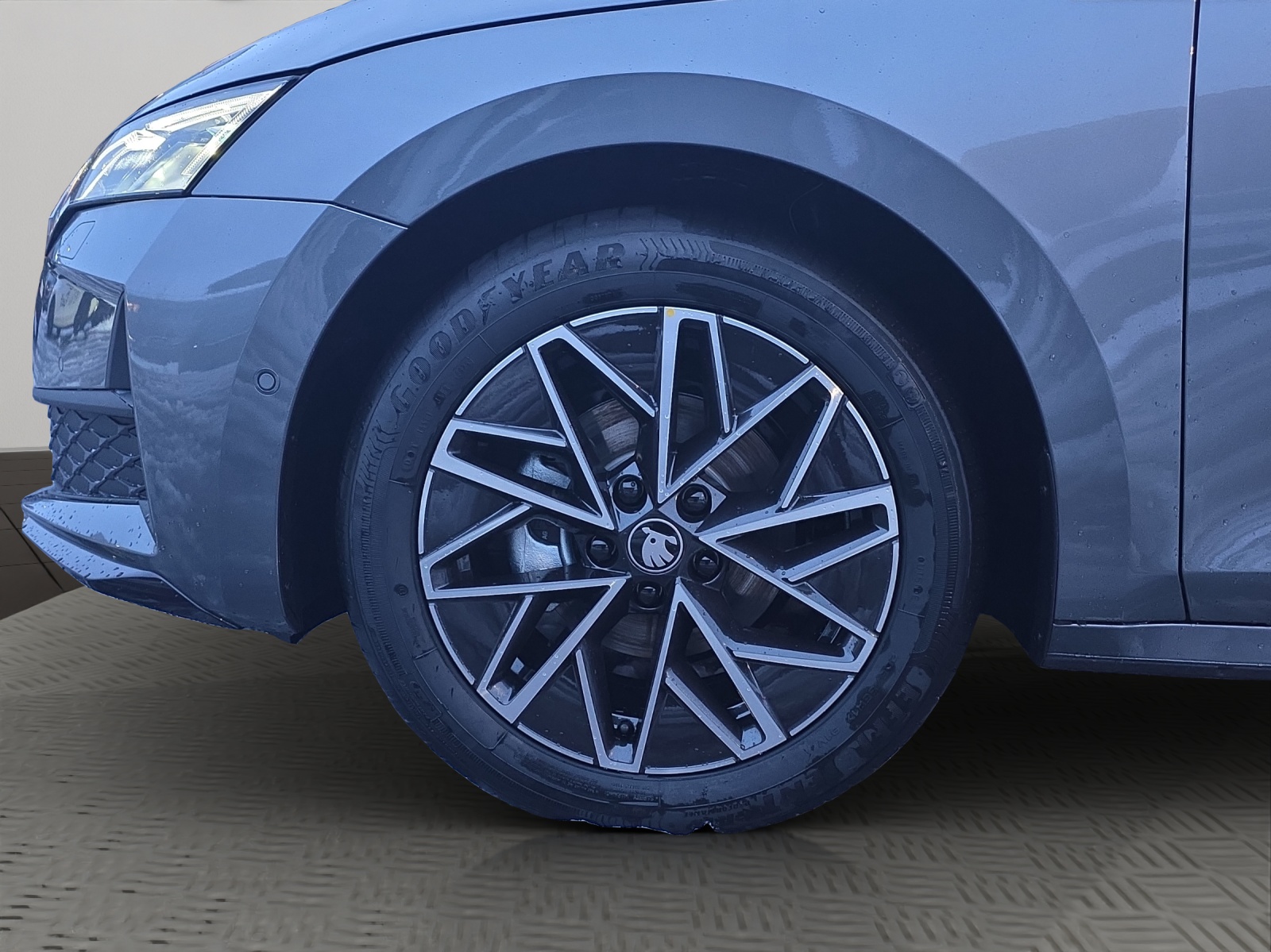 SKODA Octavia Combi 1.5 TSI mHEV DSG Sport Line-image-6