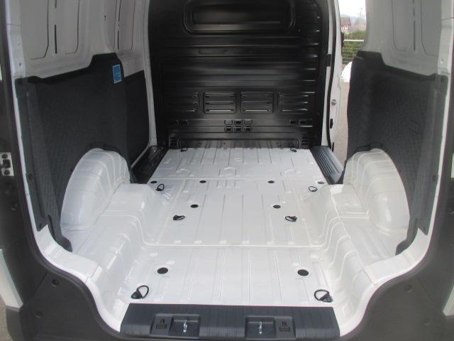 KIA PV5 Cargo 51.5 kWh Essential-image-7