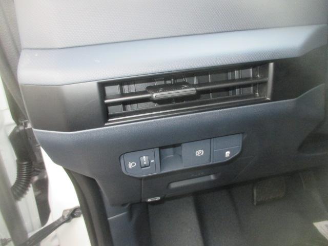 KIA PV5 Cargo 51.5 kWh Essential-image-13