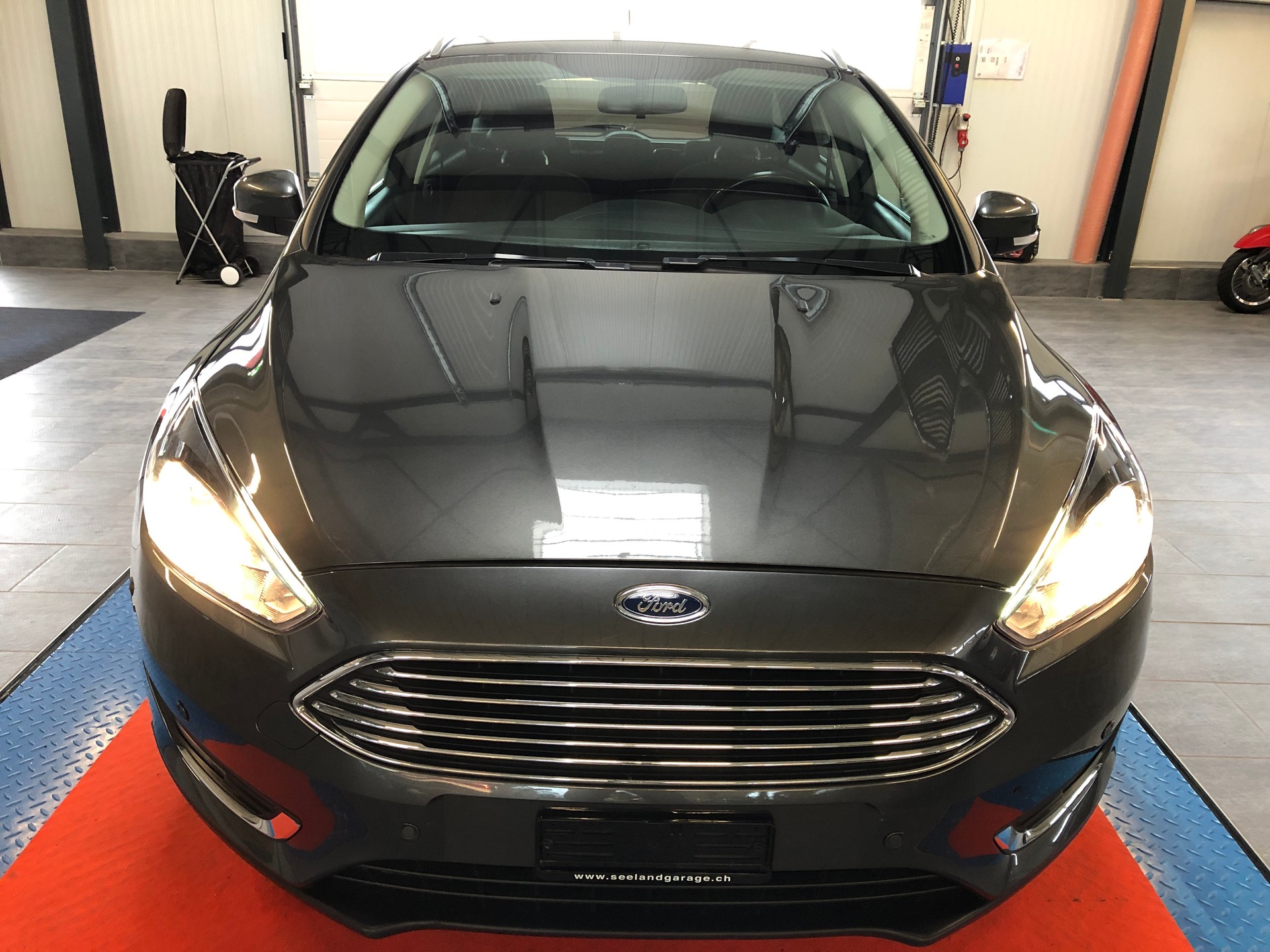 FORD Focus 1.5 TDCi ECOnetic Business-image-9