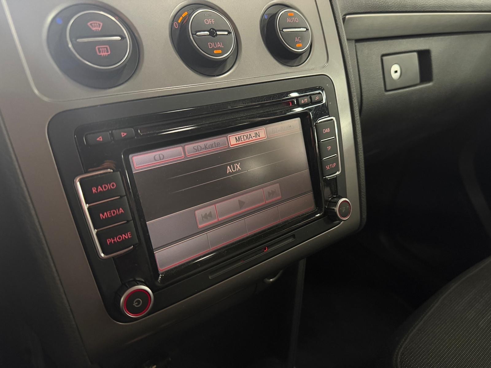 VW Touran 1.4 TSI Highline DSG-image-11