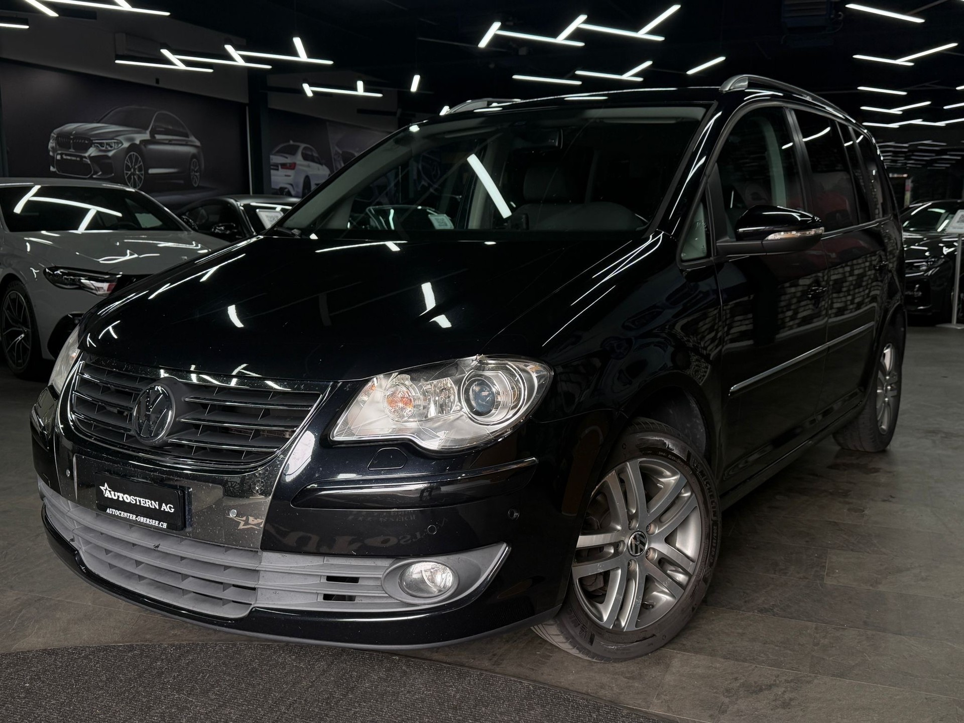 VW Touran 1.4 TSI Highline DSG-image-0