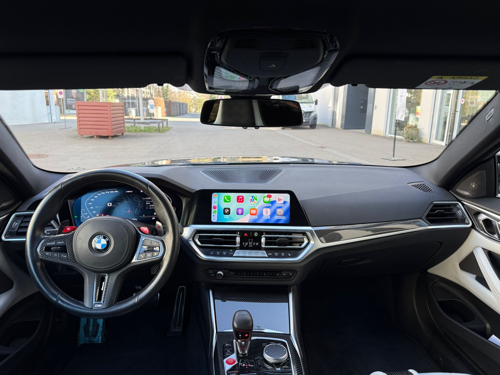 BMW M4 Coupé Competition M xDrive-image-15