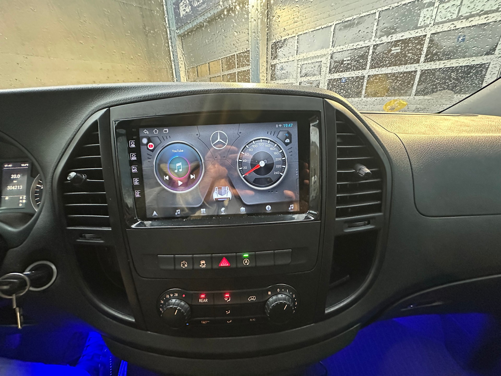 MERCEDES-BENZ Vito 116 BlueTec Tourer Base L 4Matic 7G-Tronic-image-12