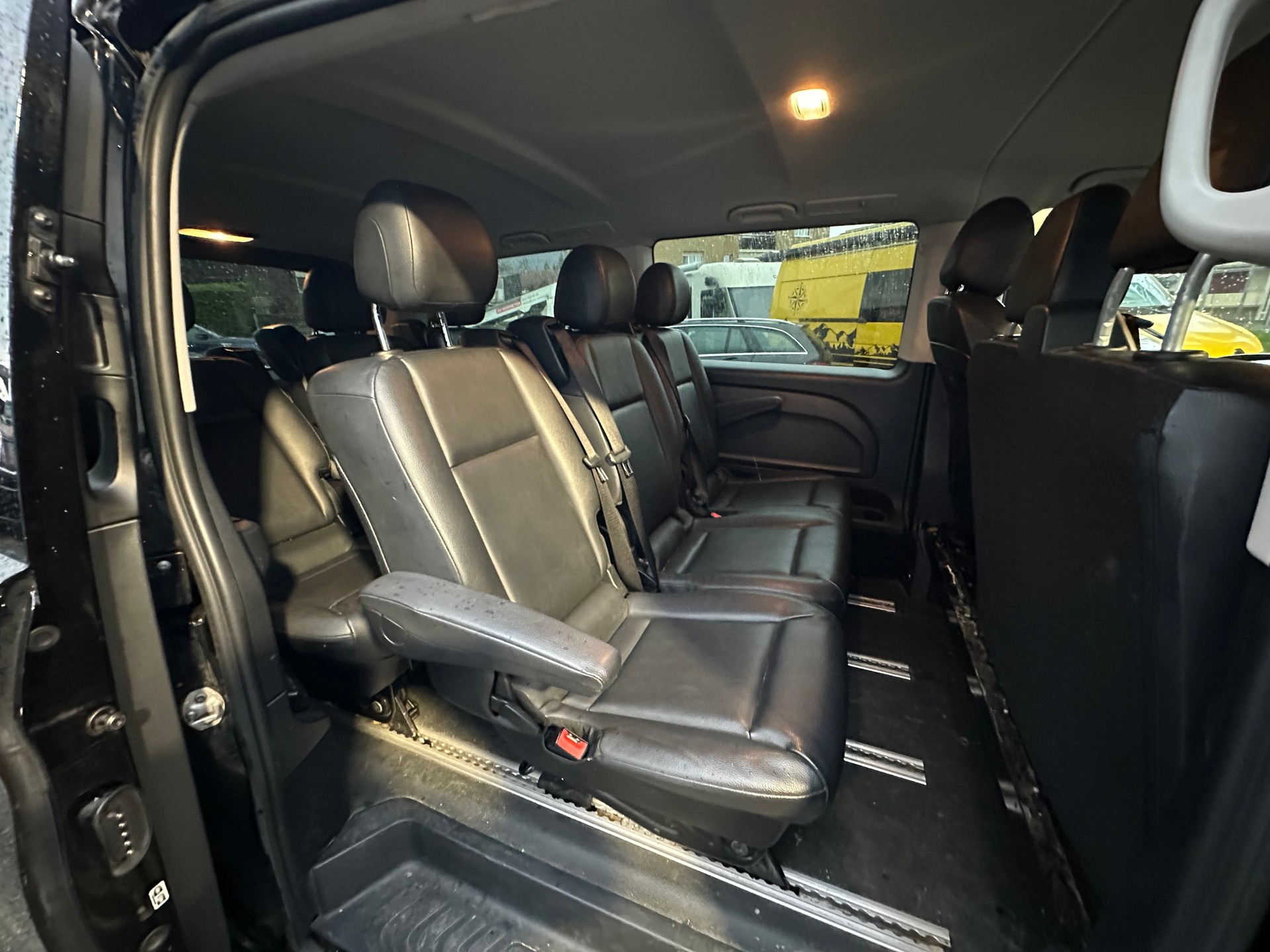 MERCEDES-BENZ Vito 116 BlueTec Tourer Base L 4Matic 7G-Tronic-image-13