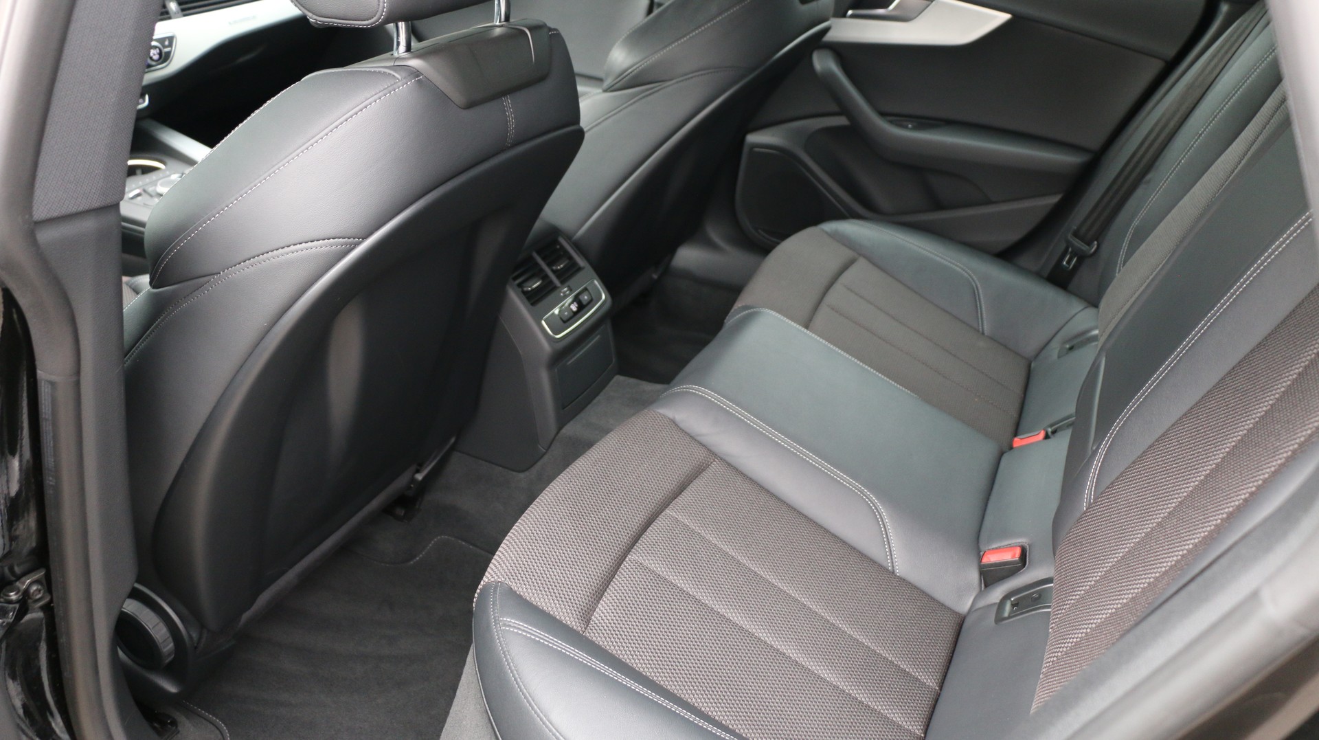 AUDI A5 Sportback 2.0 TFSI S quattro-image-20