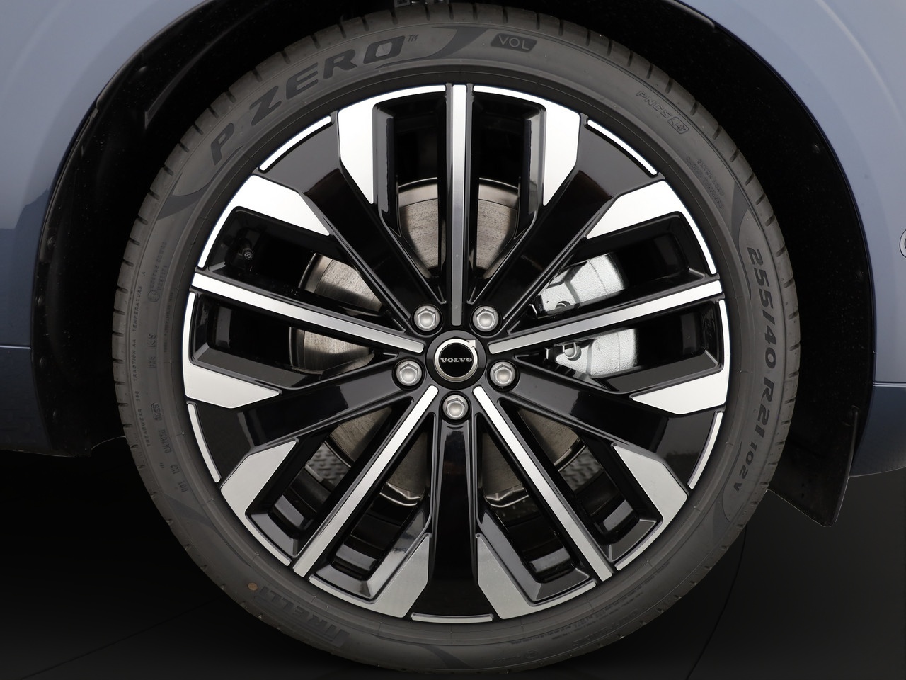 VOLVO XC60 2.0 T6 TE Ultra Bright eAWD .-image-4