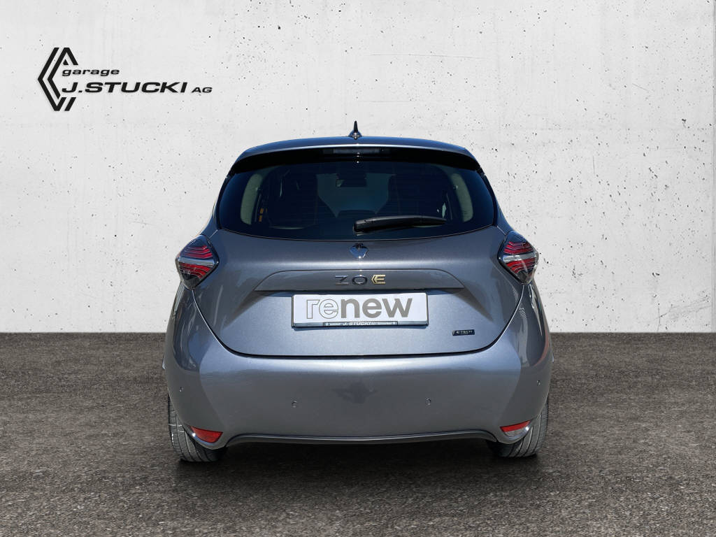 RENAULT Zoe E-Tech electric iconic R135-image-3