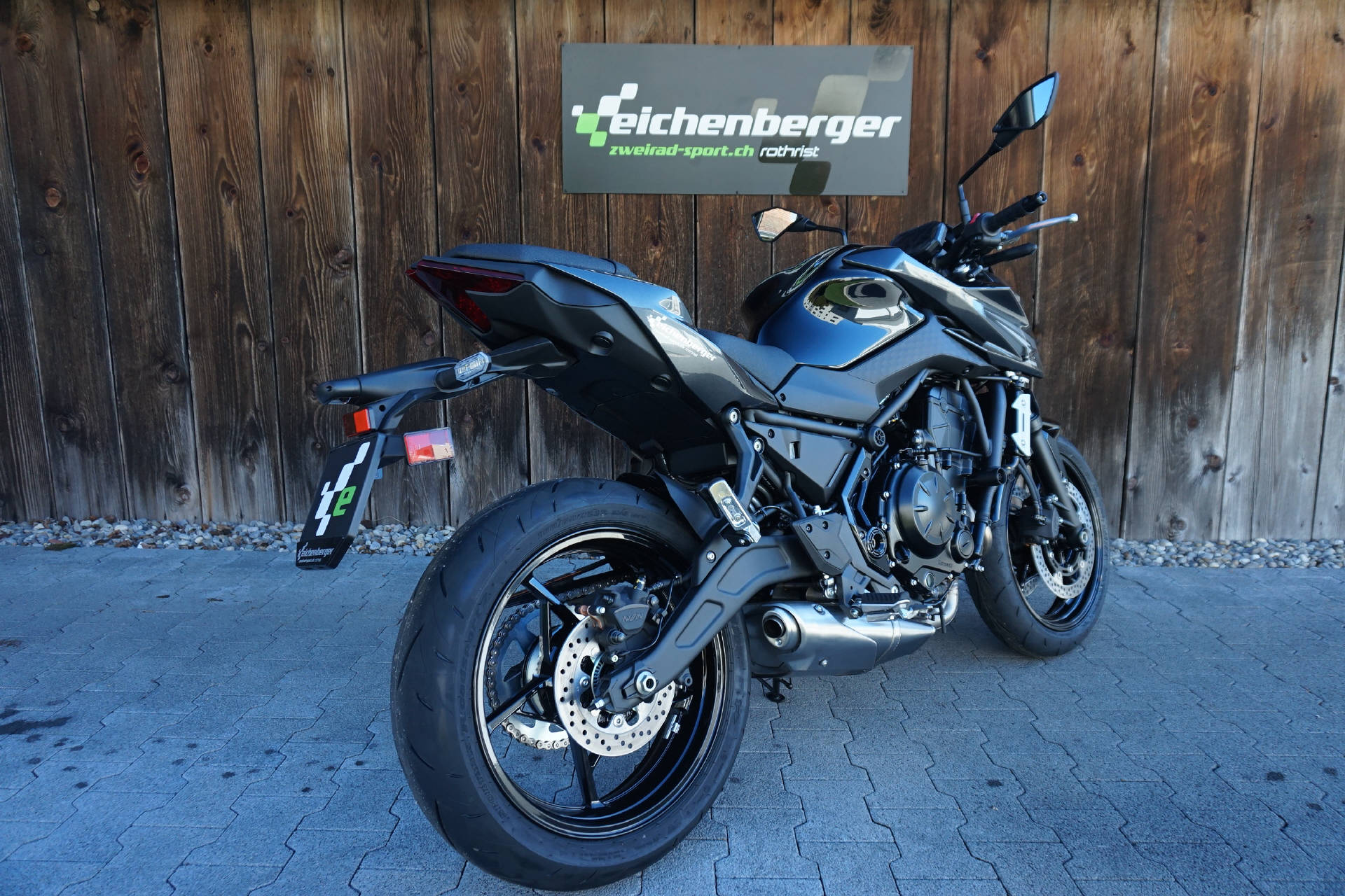 KAWASAKI Z650 S ABS (35kW/50kW) MY26-showroom-element-3