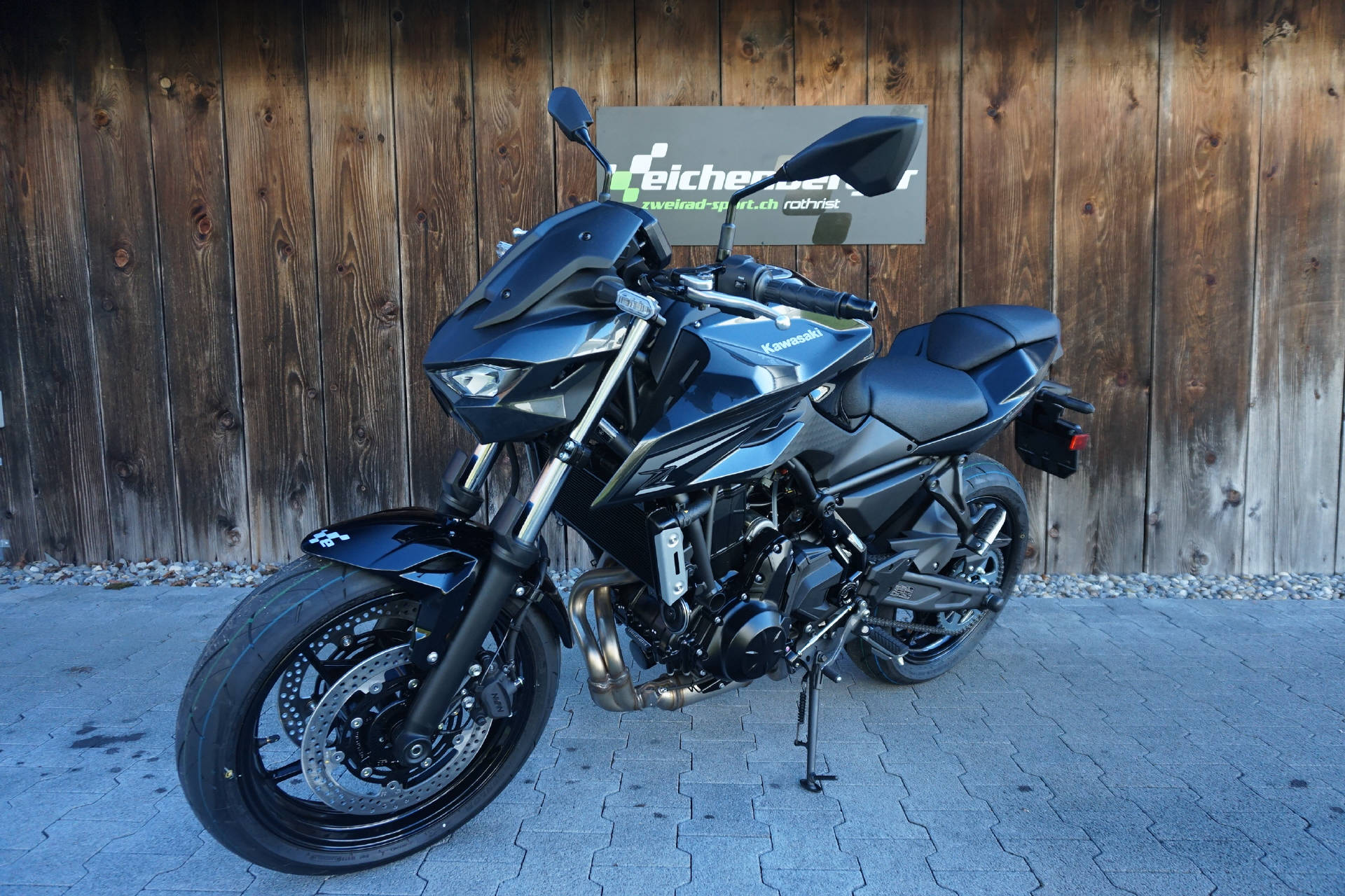 KAWASAKI Z650 S ABS (35kW/50kW) MY26-showroom-element-1