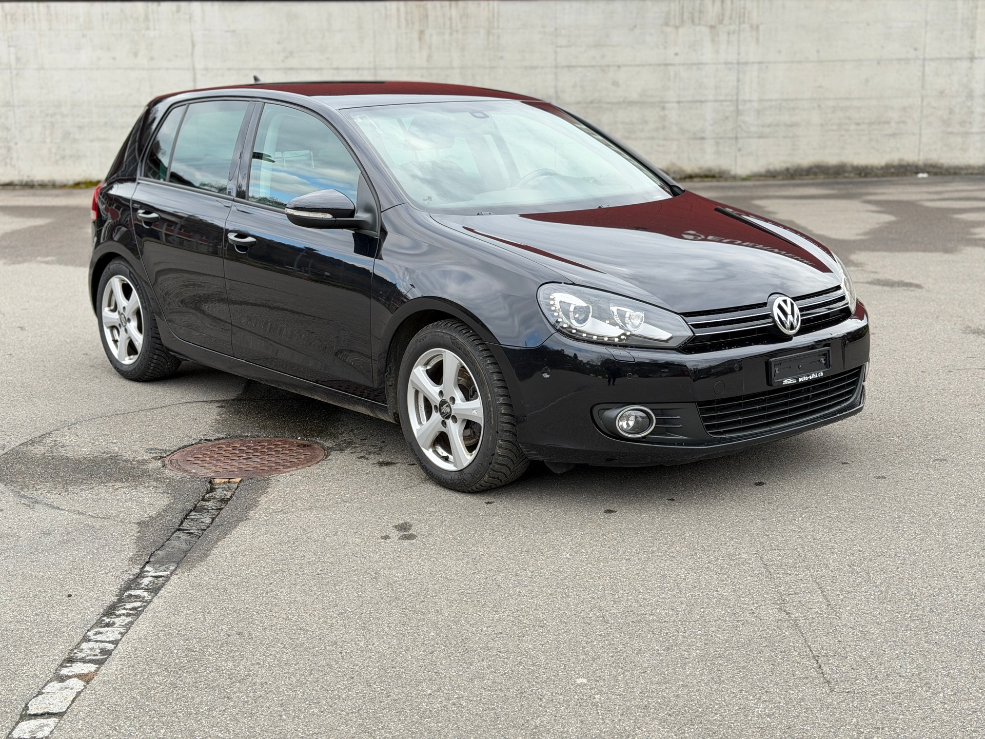 VW Golf 1.4 TSI Team Navigation Kamera 8 Fach Super Zustand-image-1