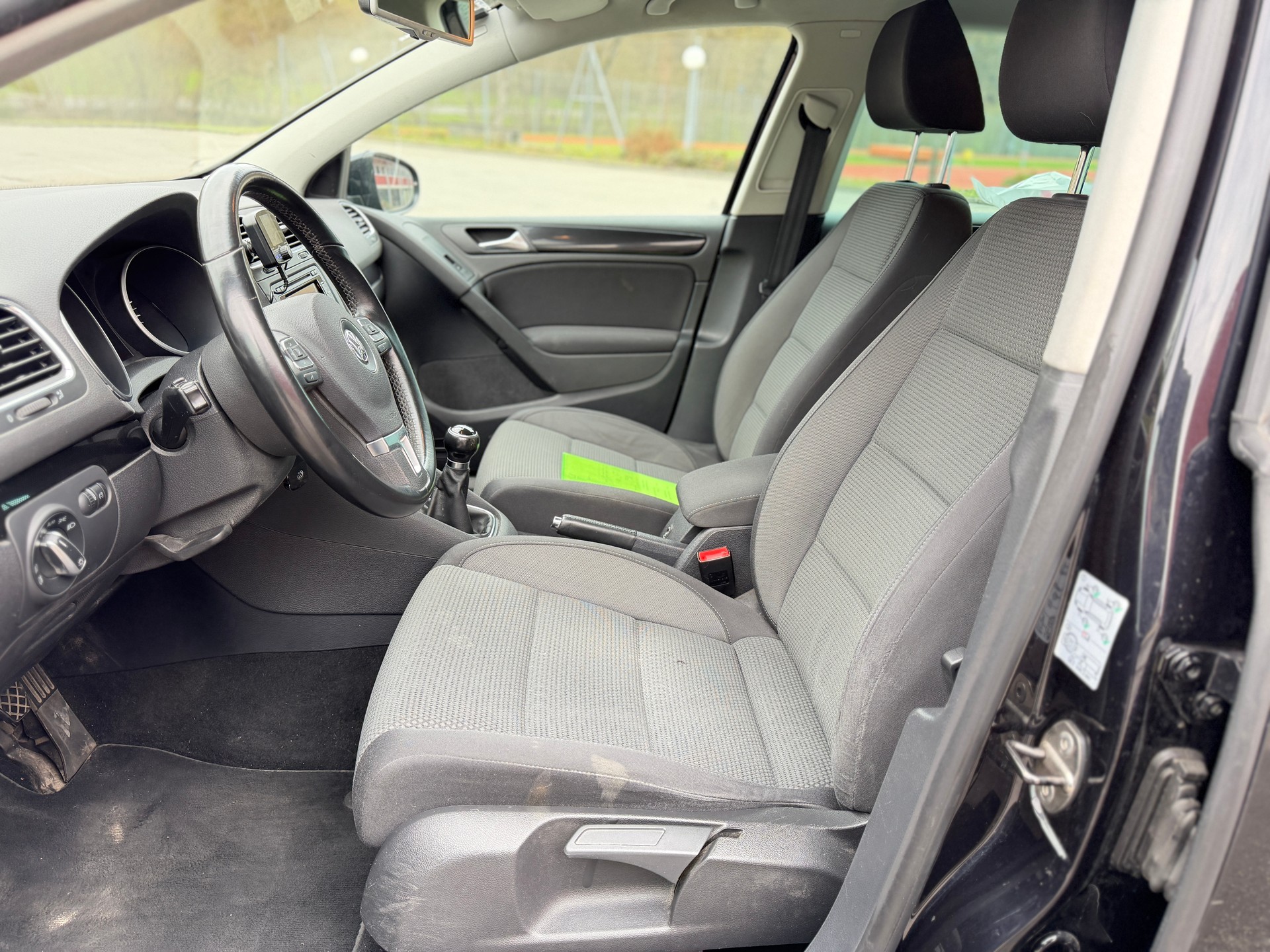 VW Golf 1.4 TSI Team Navigation Kamera 8 Fach Super Zustand-image-7