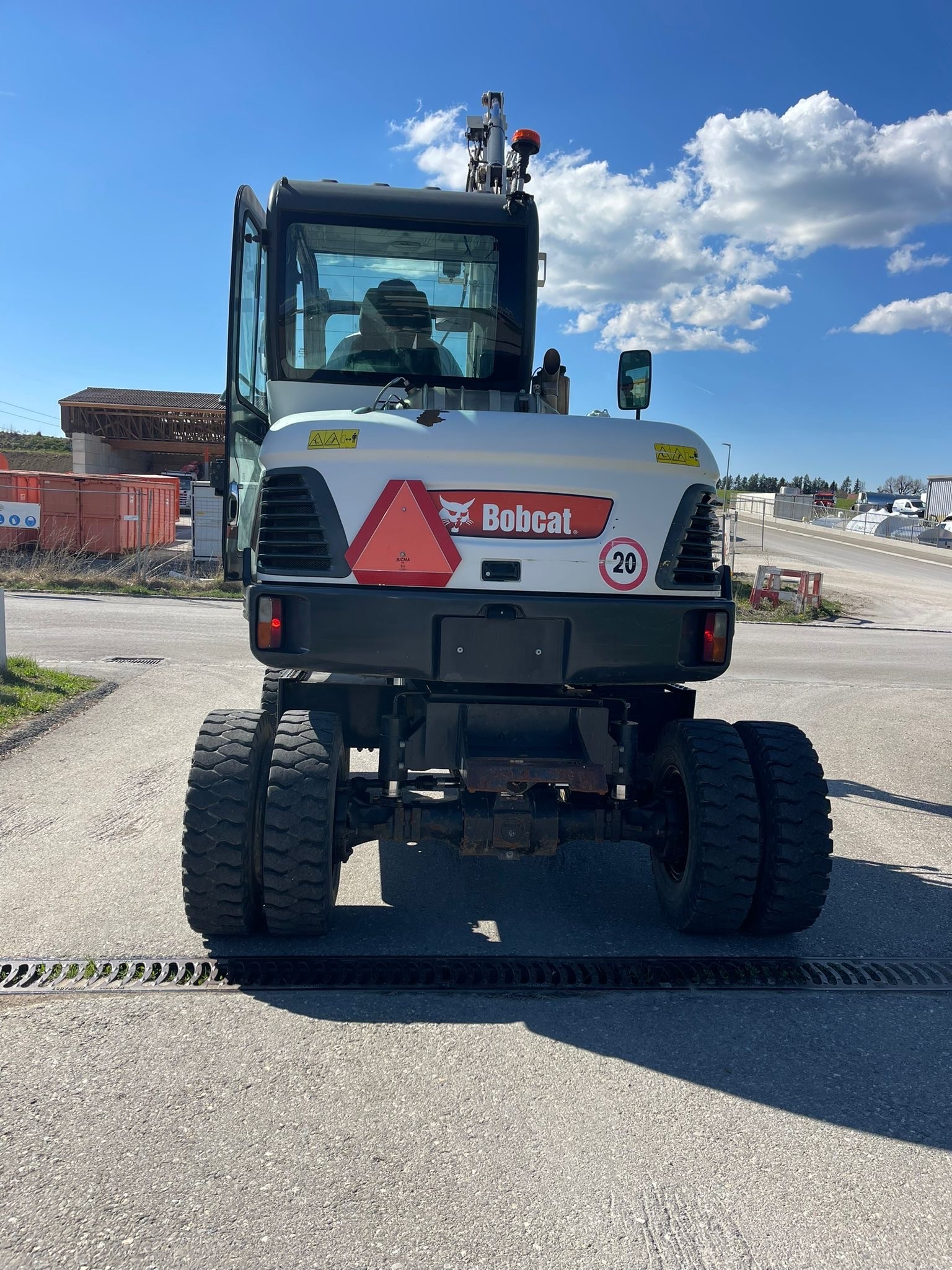 MERCEDES-BENZ Bobcat E55W-image-2