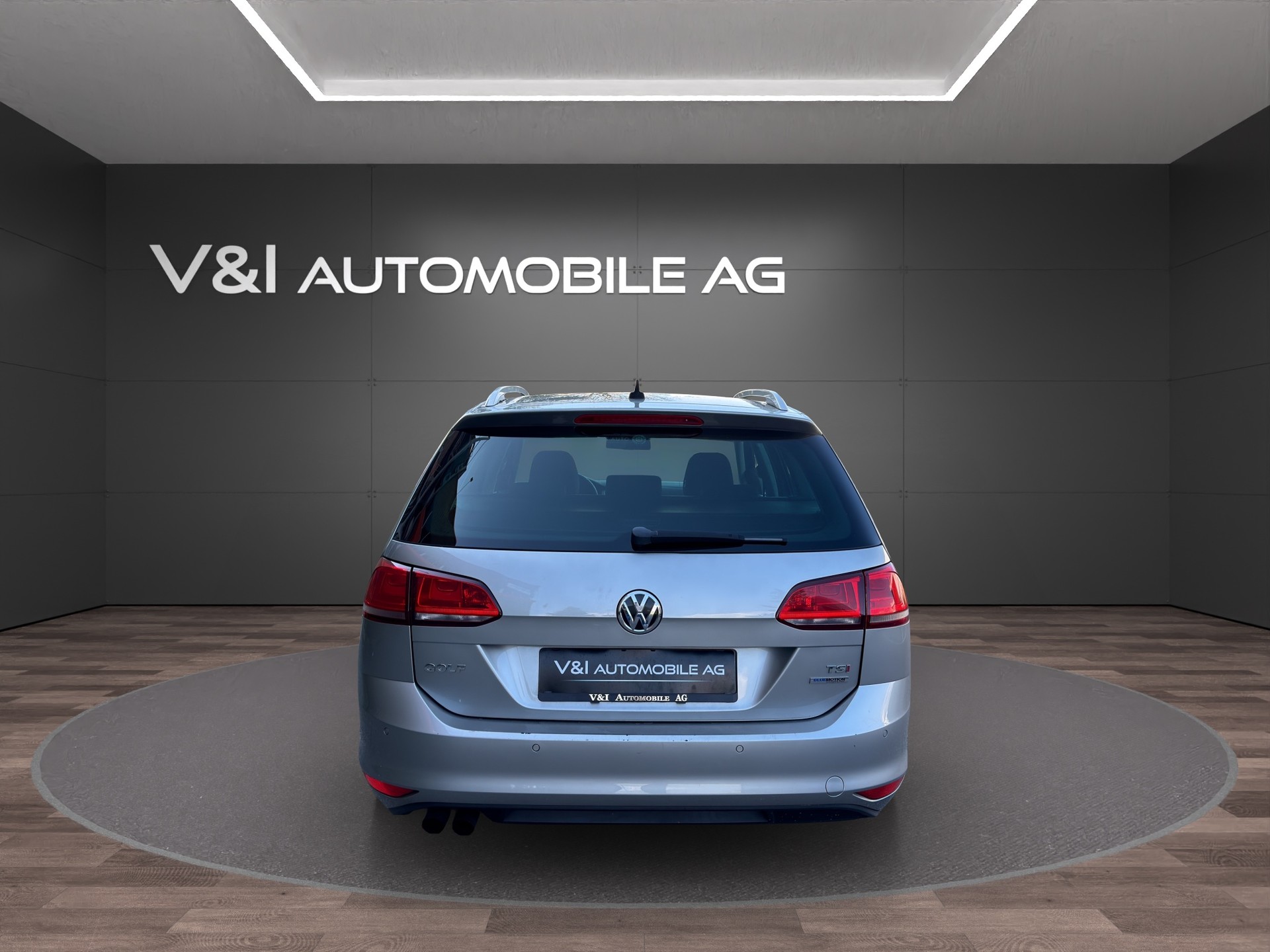 VW Golf Variant 1.4 TSI Comfortline DSG-image-5