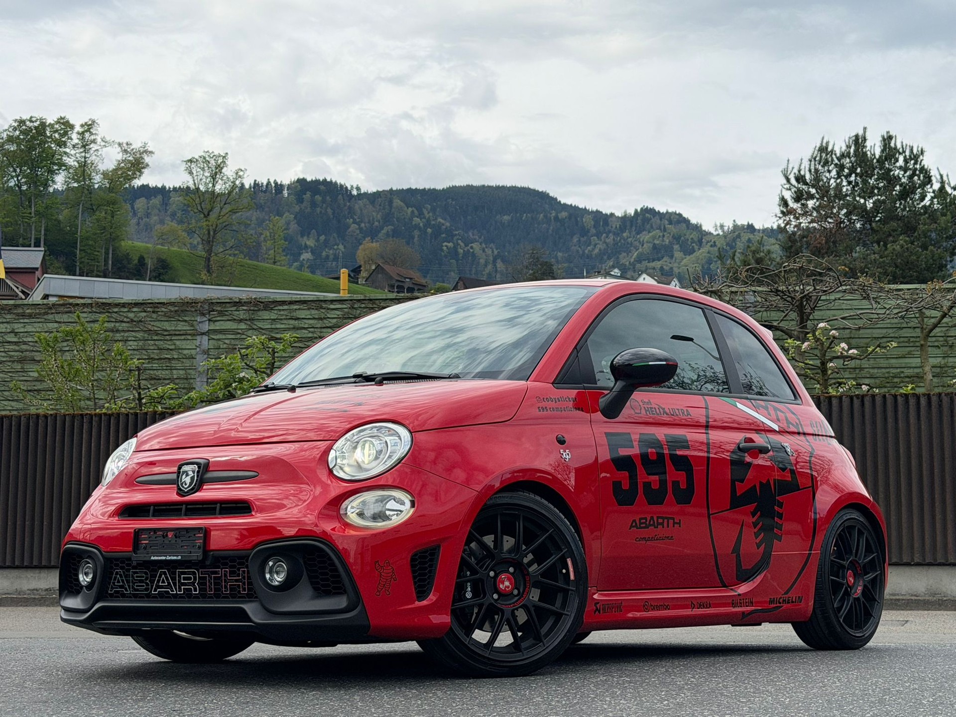 FIAT 595 1.4 16V Turbo Abarth Competition Red&Black Selenia Edition (3of3)