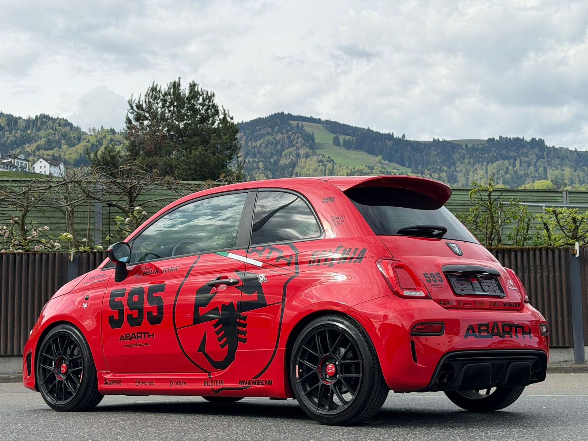 FIAT 595 1.4 16V Turbo Abarth Competition Red&Black Selenia Edition (3of3)-image-5