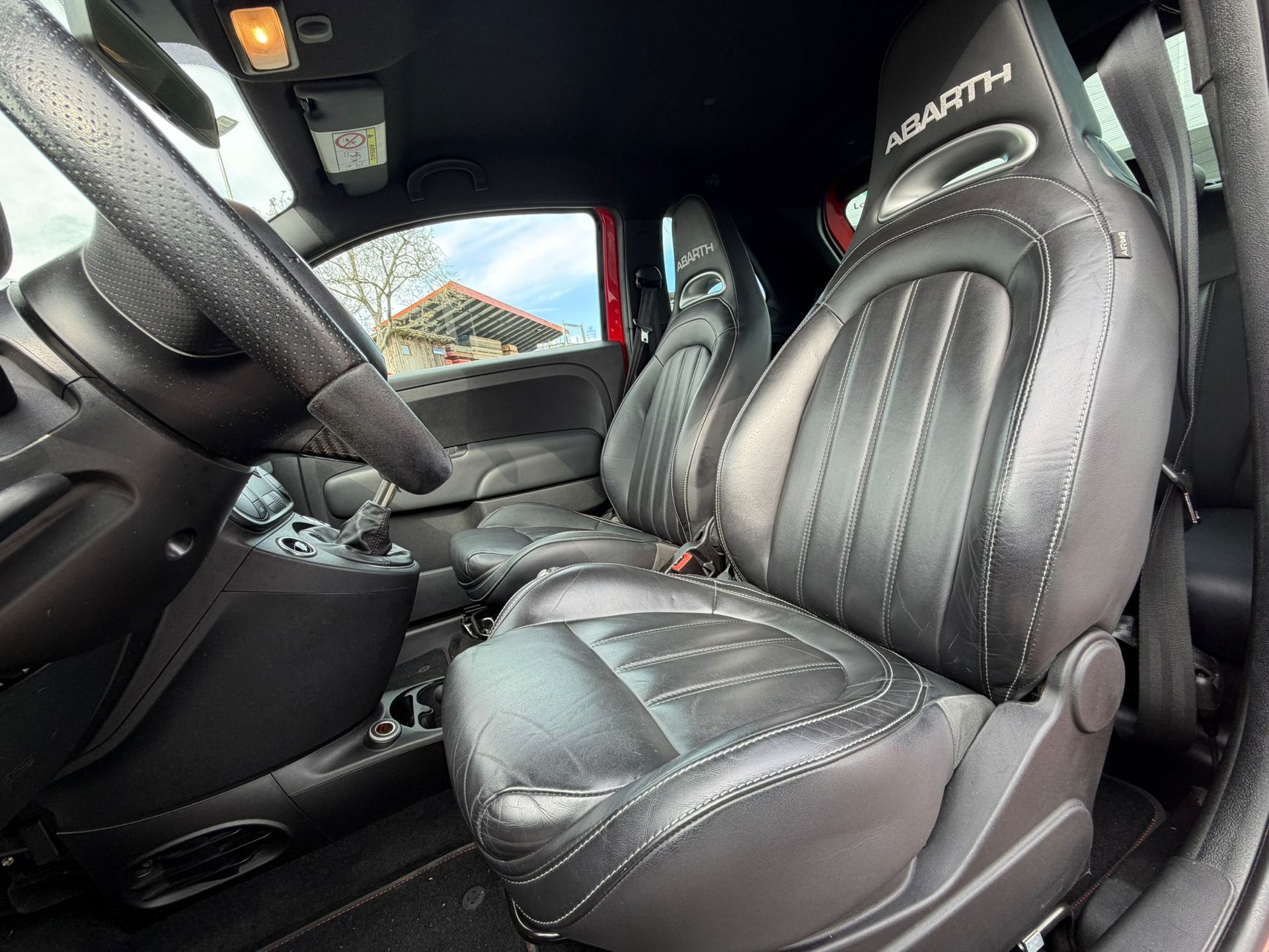 FIAT 595 1.4 16V Turbo Abarth Competition Red&Black Selenia Edition (3of3)-image-7