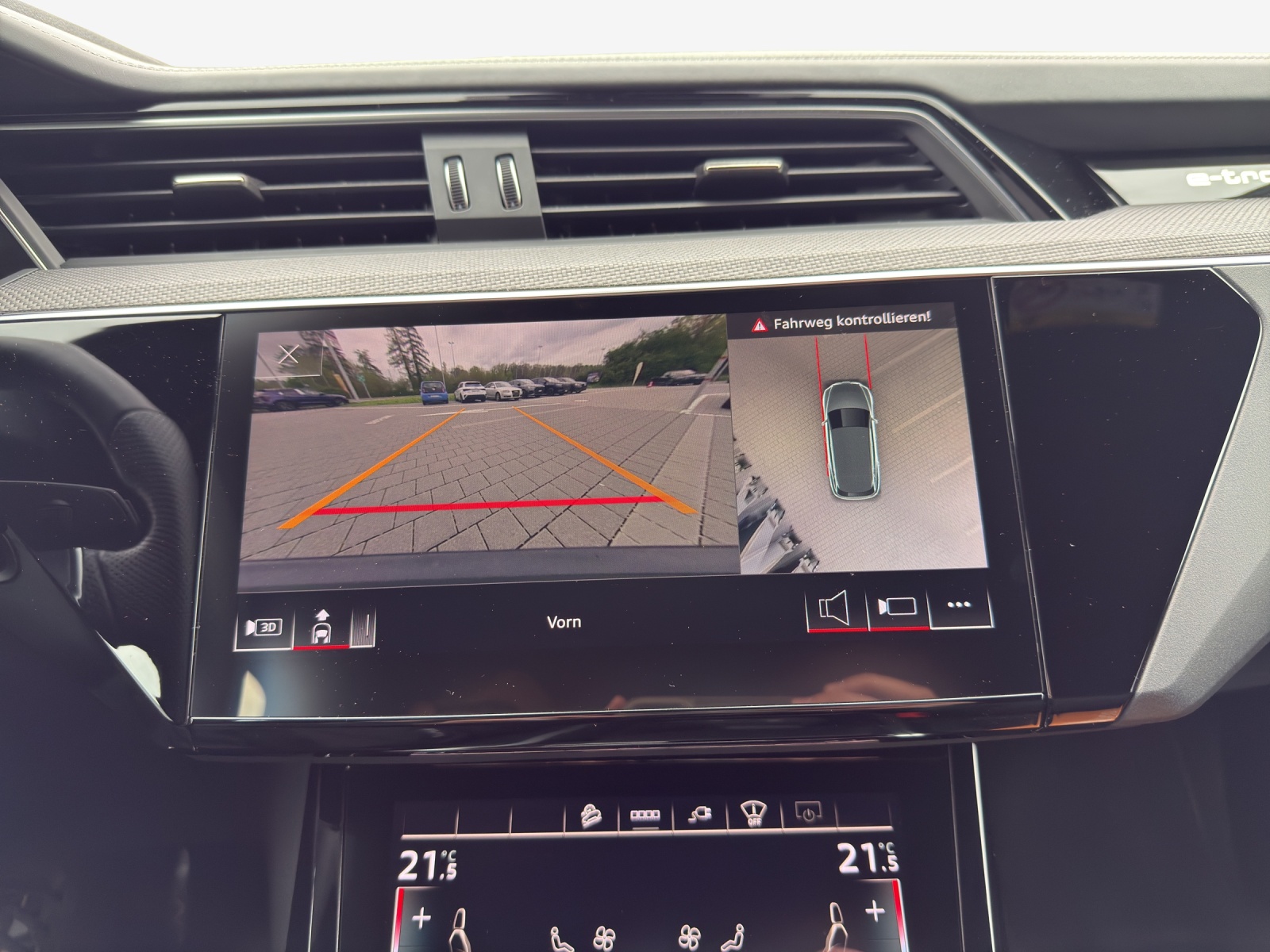 AUDI e-tron S quattro-image-16