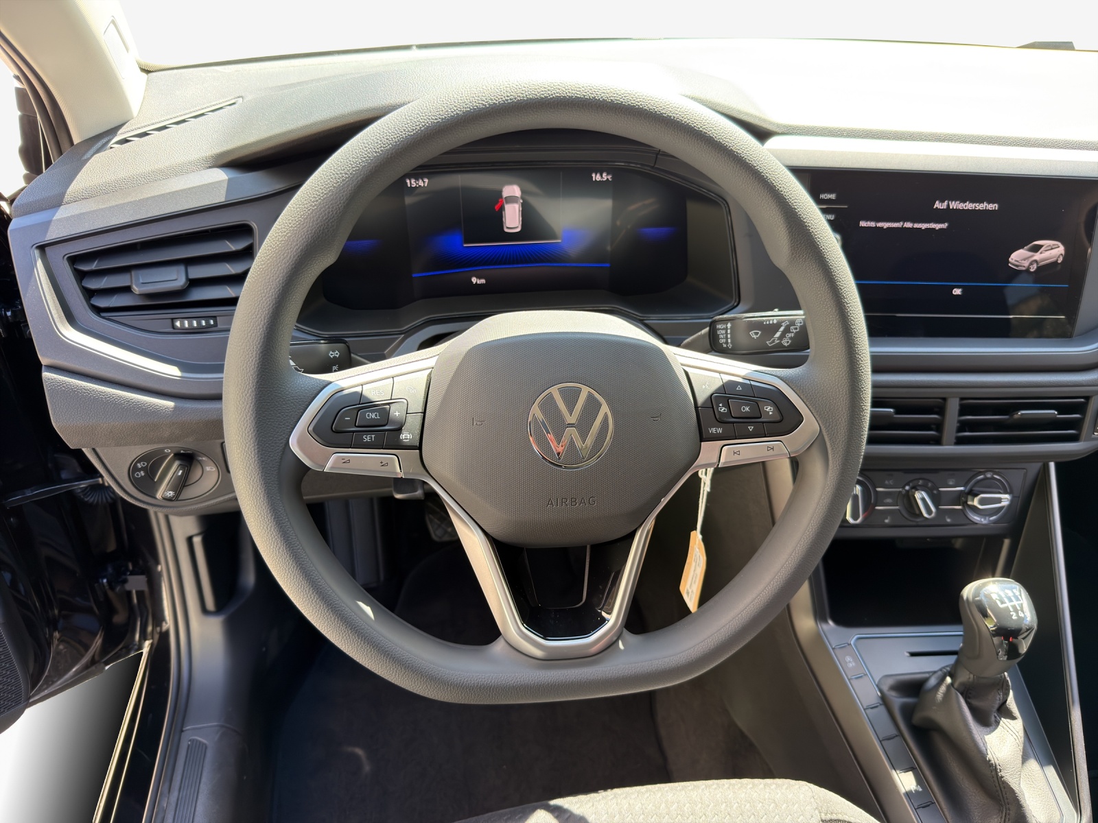 VW Polo 1.0 TSI Basis-image-9