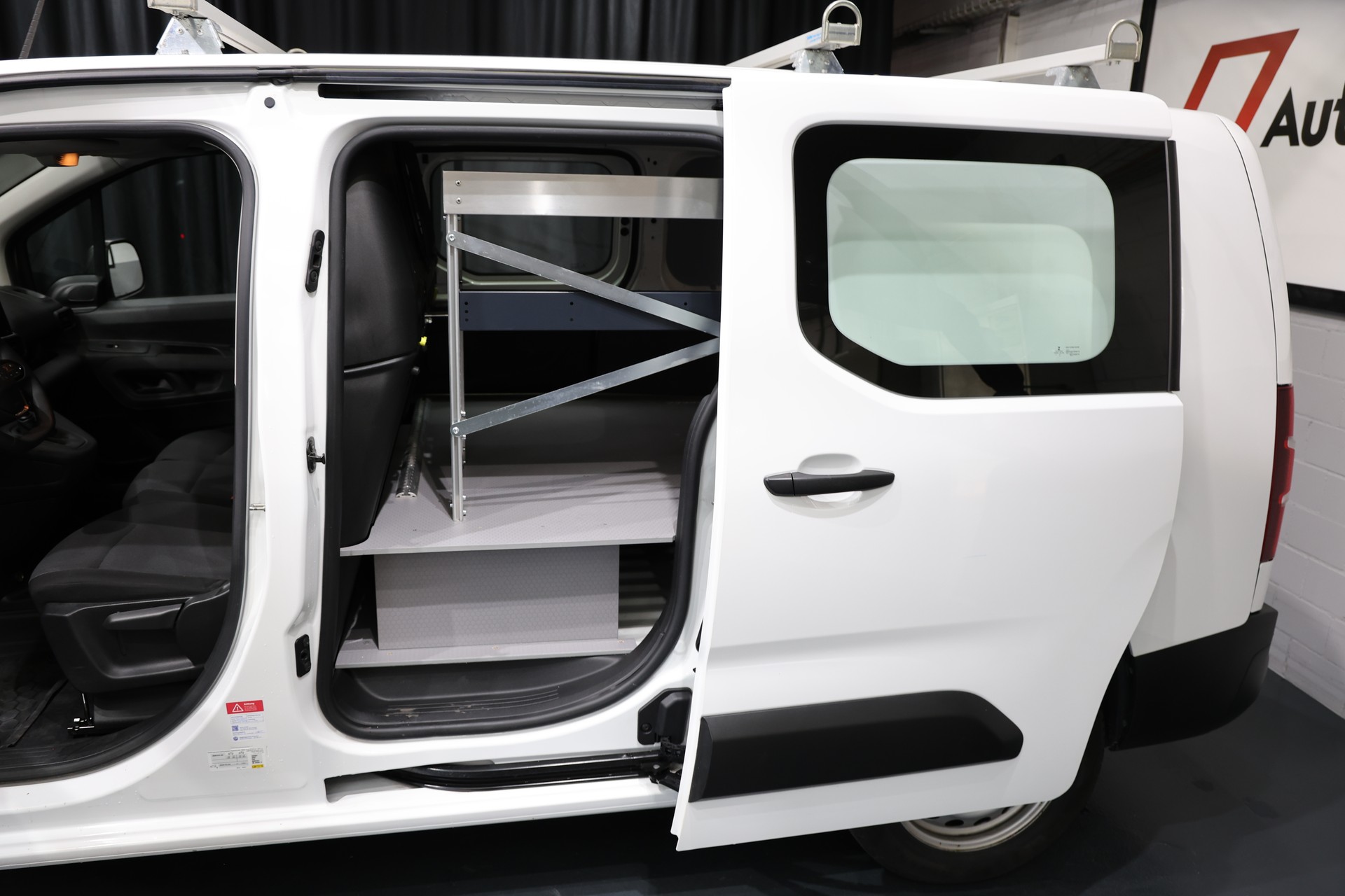 PEUGEOT Partner 1.5 Blue HDi s/s Premium Long 1000kg-image-13