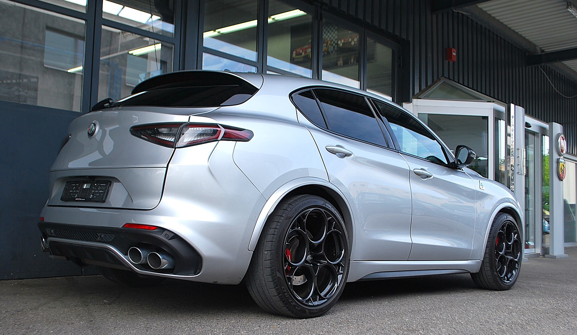 ALFA ROMEO Stelvio 2.9 V6 Quadrifoglio Q4 Automatic-image-3