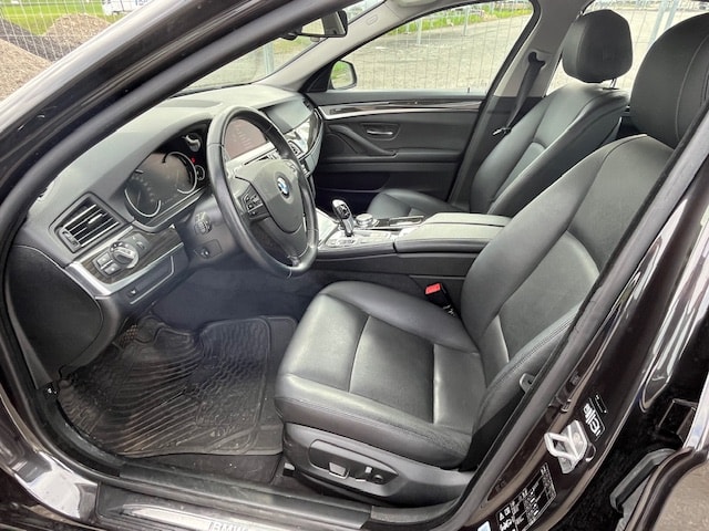 BMW 530d xDrive SAG-image-3