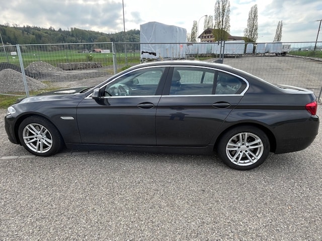 BMW 530d xDrive SAG-image-1