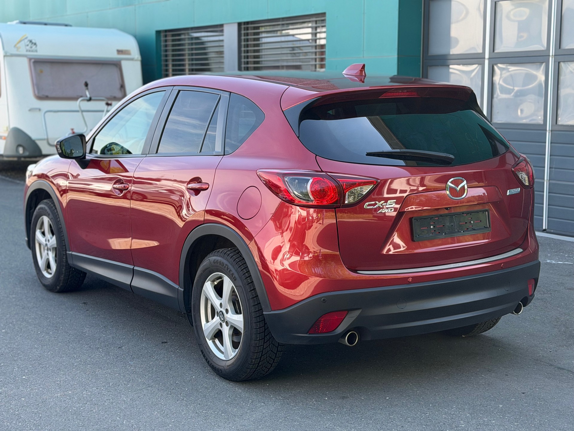 MAZDA CX-5 2.2 D HP Revolution AWD Automatic-image-5