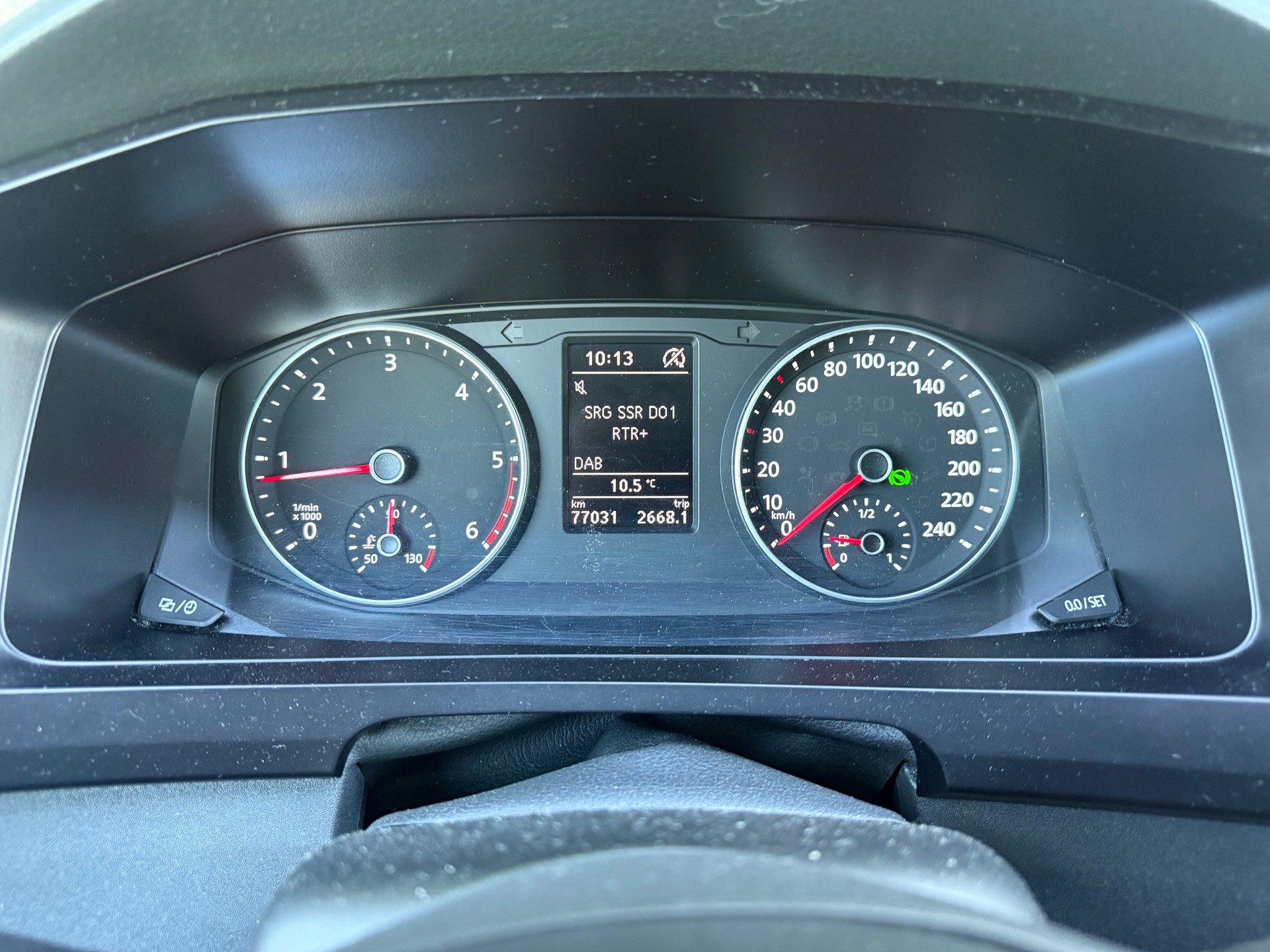 VW T6 2.0 TDI DSG Caravelle-image-11