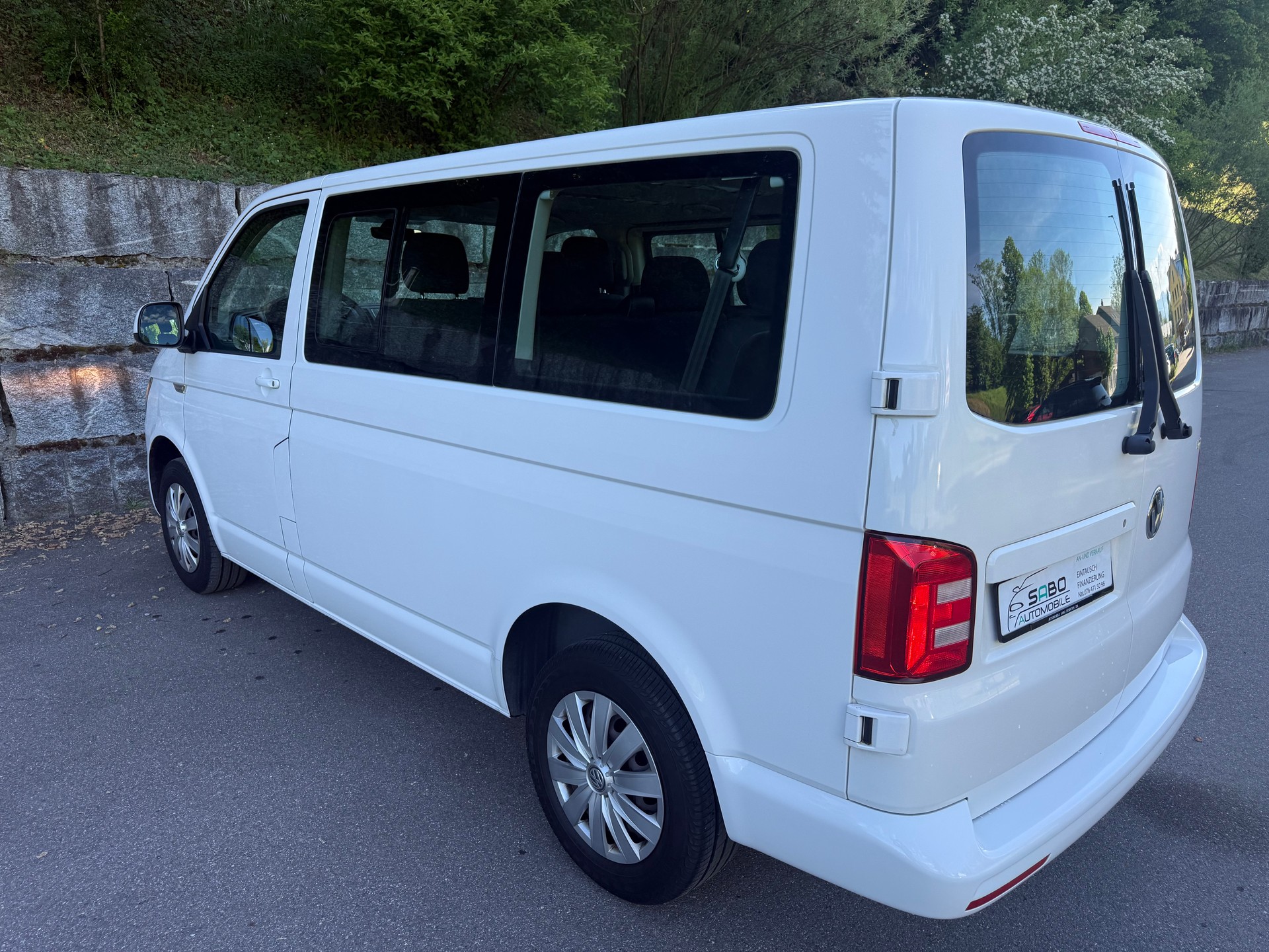 VW T6 2.0 TDI DSG Caravelle-image-3