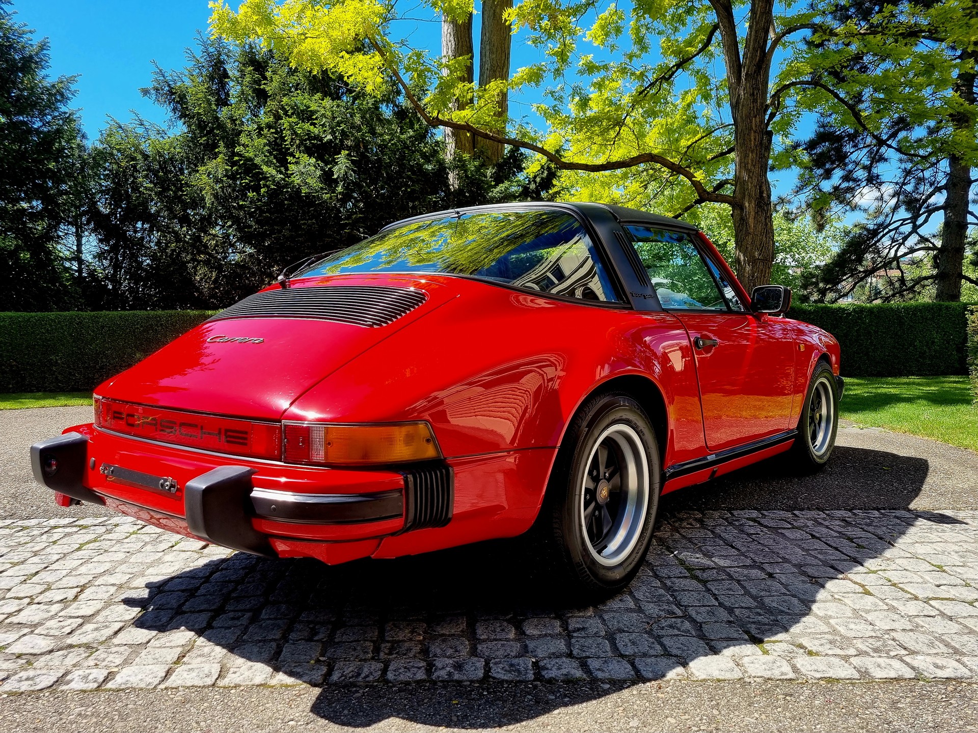 PORSCHE 911 3.2 Carrera Targa (Veteran)-image-3