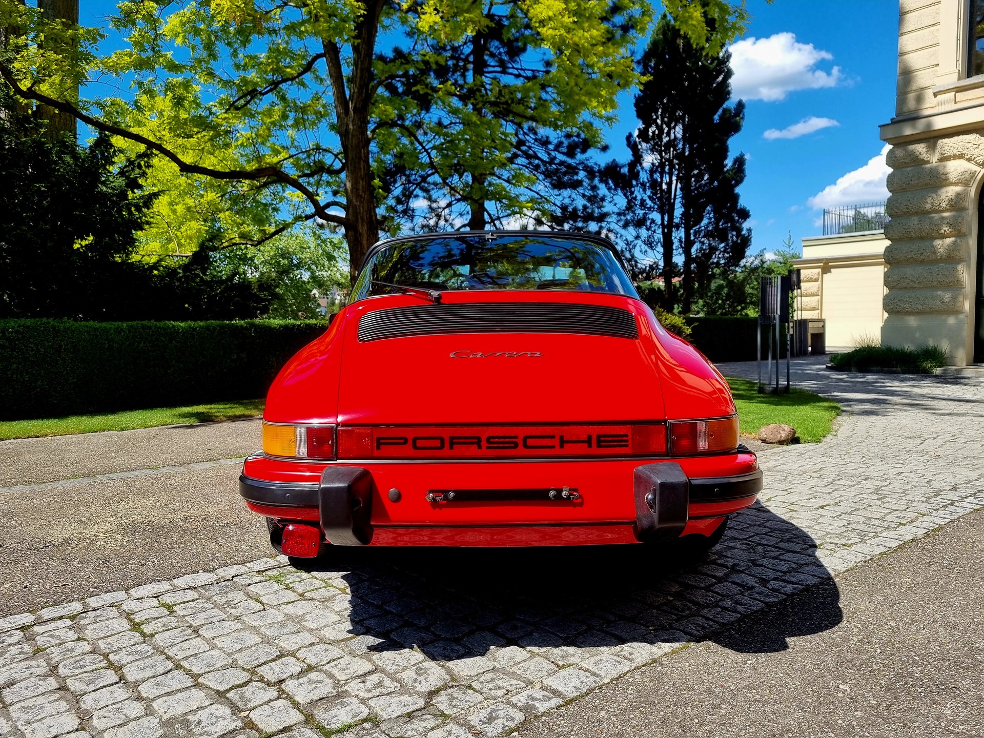PORSCHE 911 3.2 Carrera Targa (Veteran)-image-7