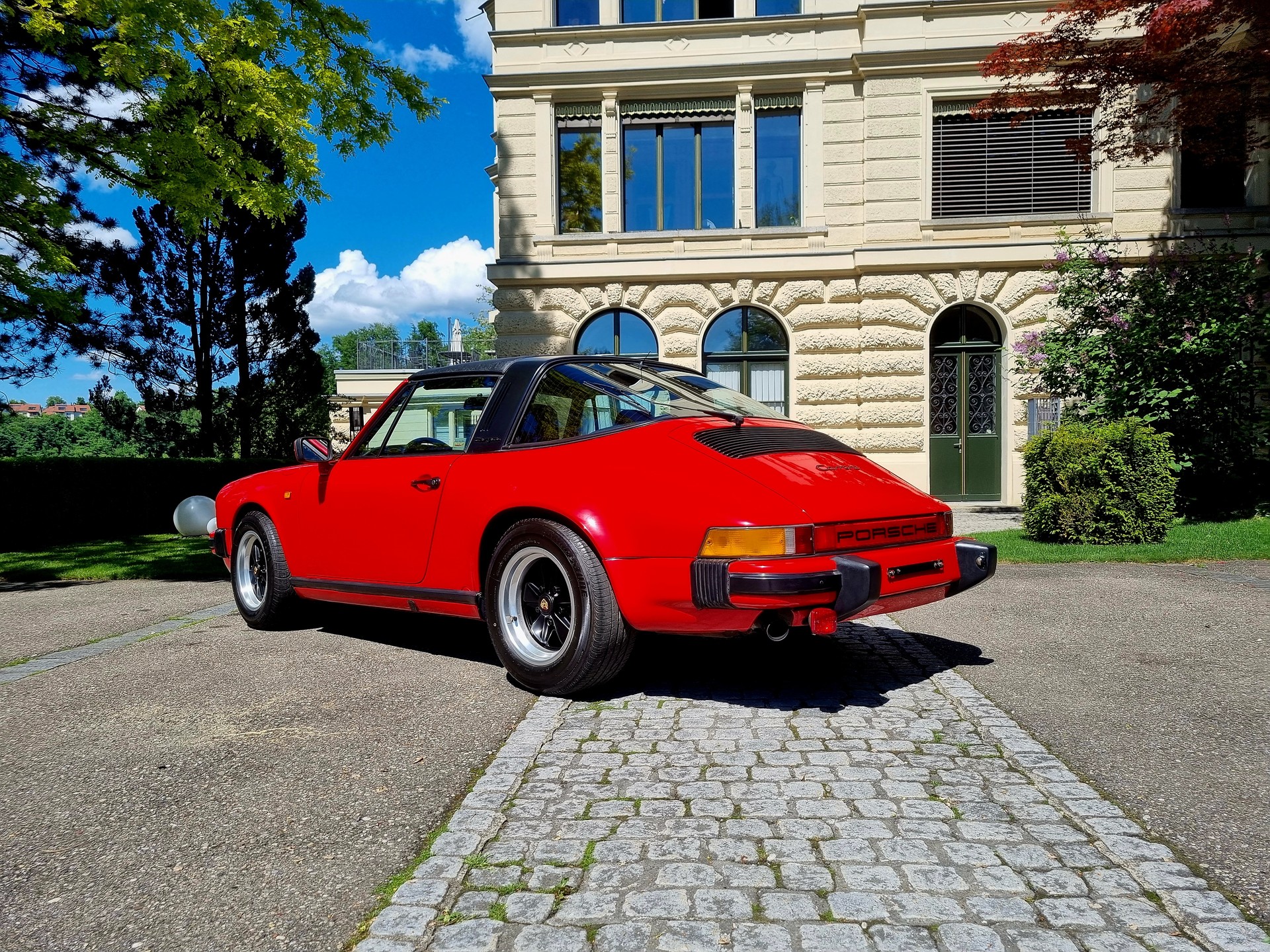 PORSCHE 911 3.2 Carrera Targa (Veteran)-image-5