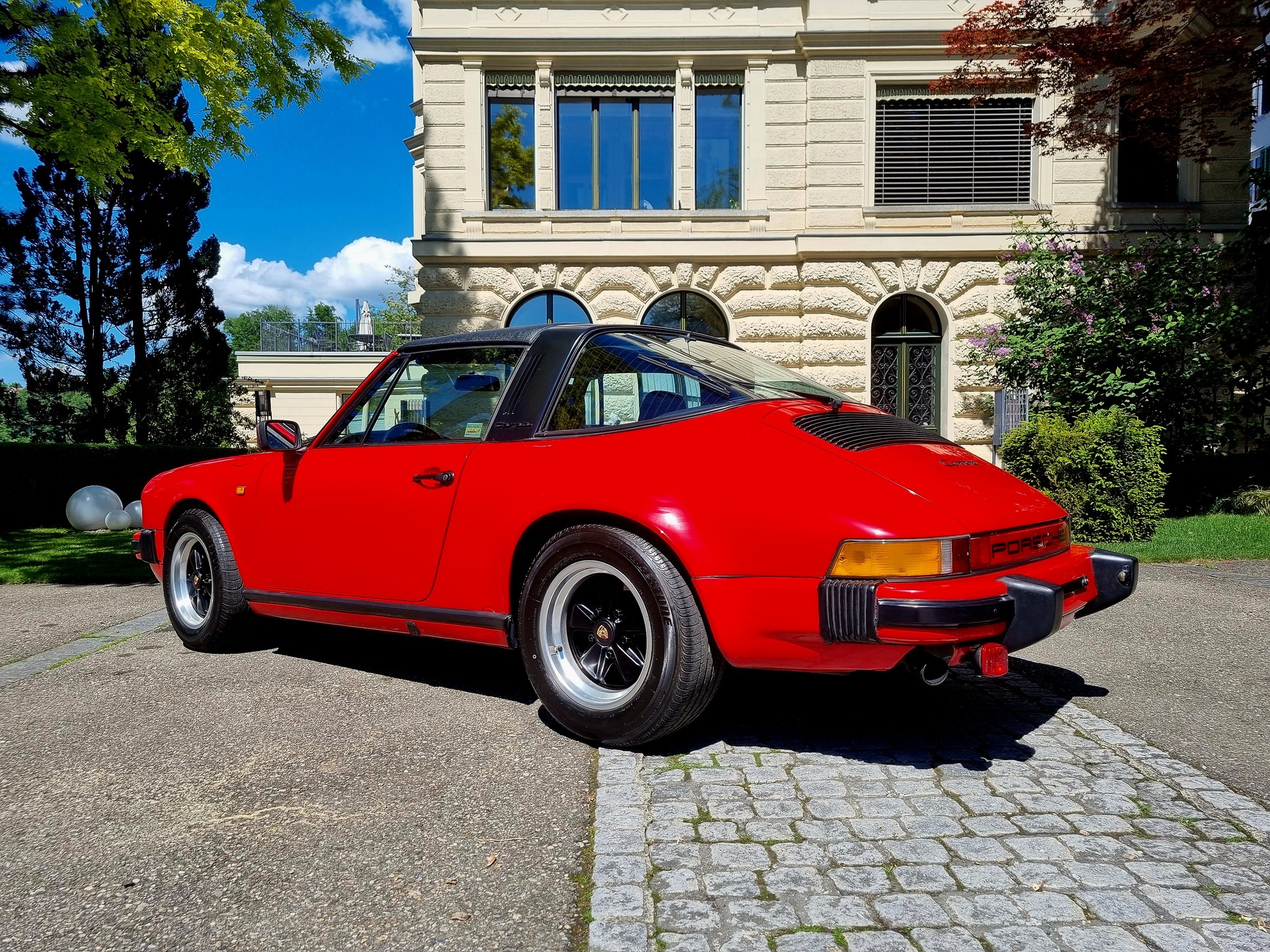 PORSCHE 911 3.2 Carrera Targa (Veteran)-image-8