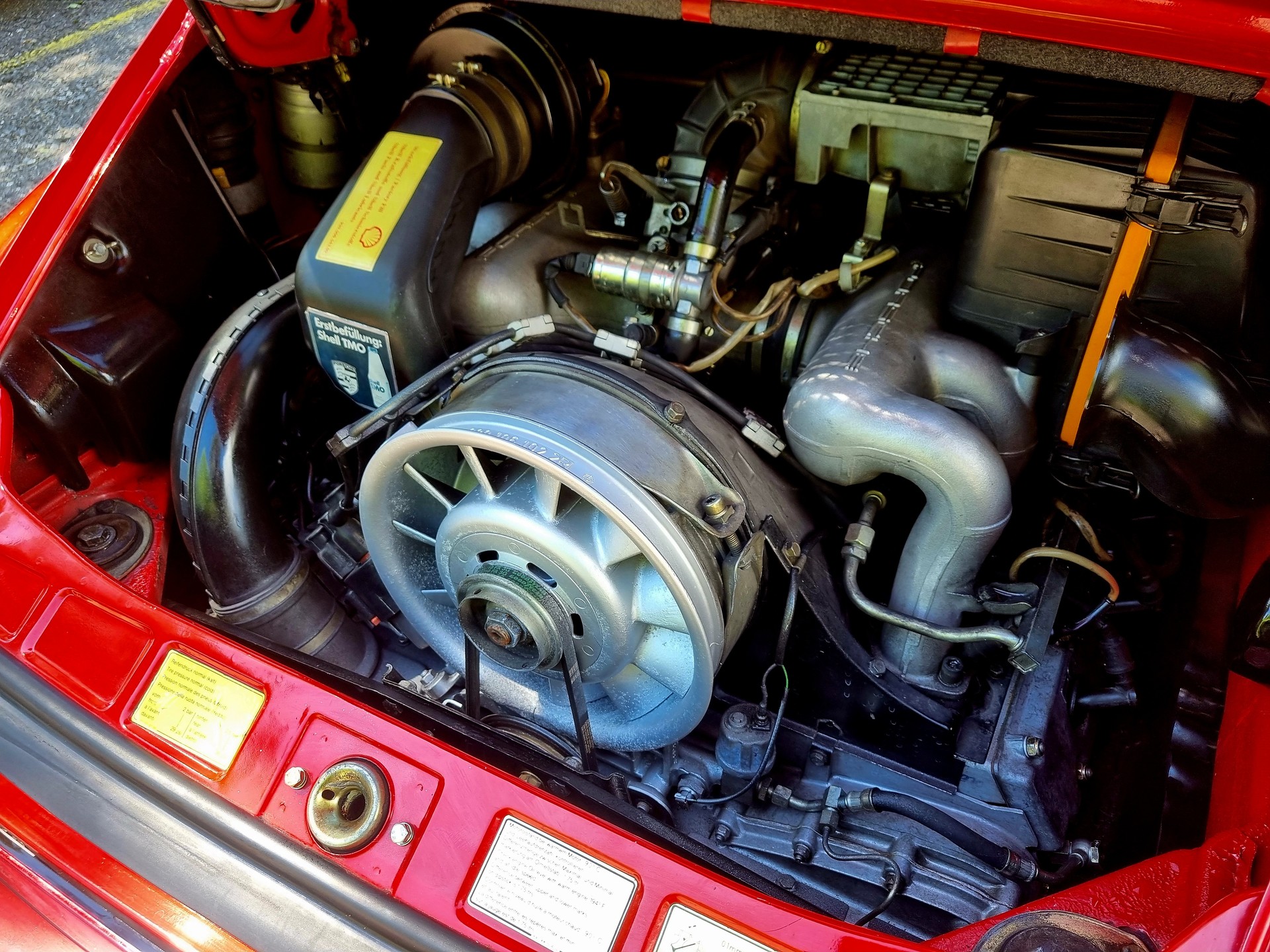 PORSCHE 911 3.2 Carrera Targa (Veteran)-image-16