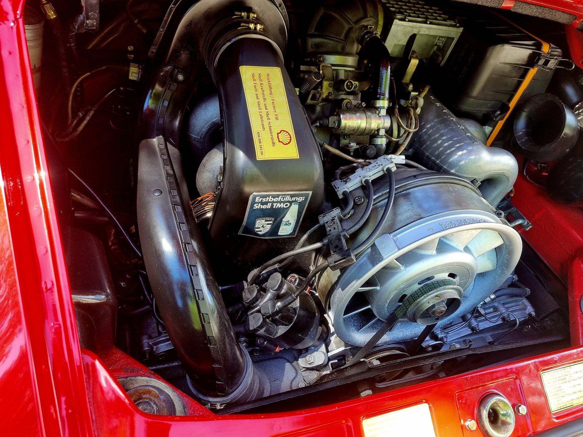PORSCHE 911 3.2 Carrera Targa (Veteran)-image-15