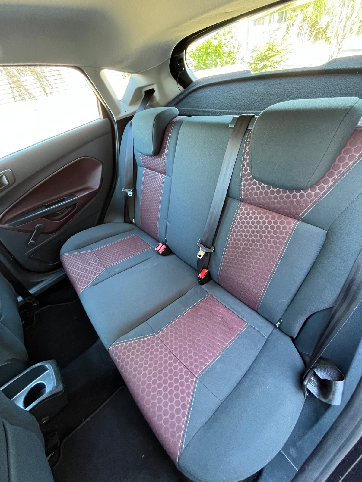 FORD Fiesta 1.4 16V Titanium-image-7