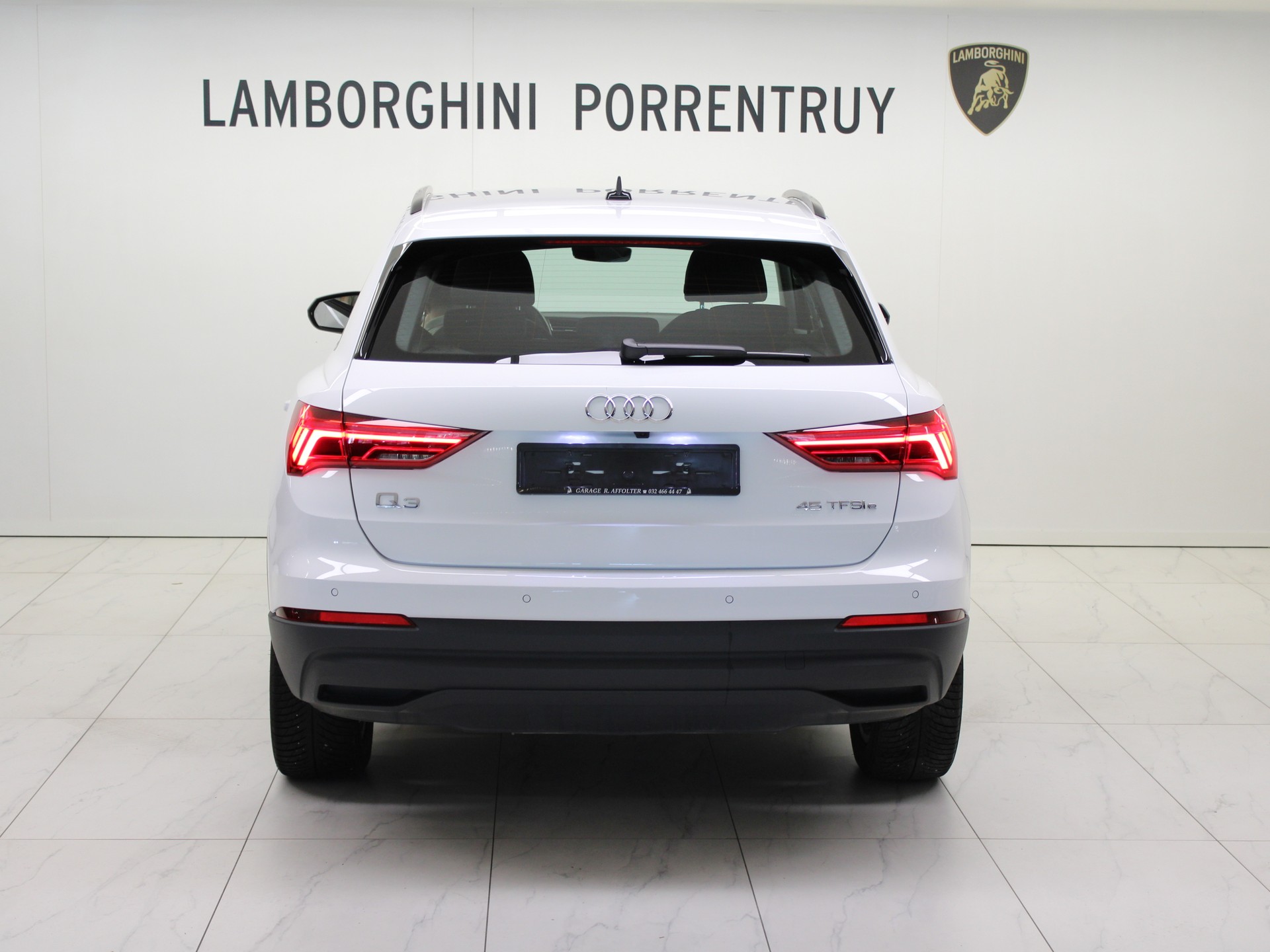 AUDI Q3 45 TFSI e S-tronic-image-3