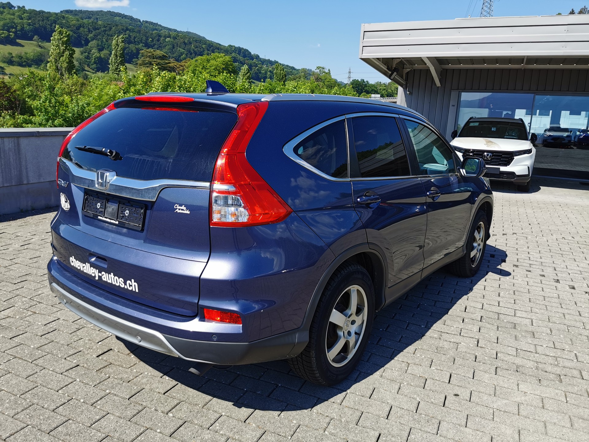 HONDA CR-V 1.6 i-DTEC Exe. 4WD-image-3
